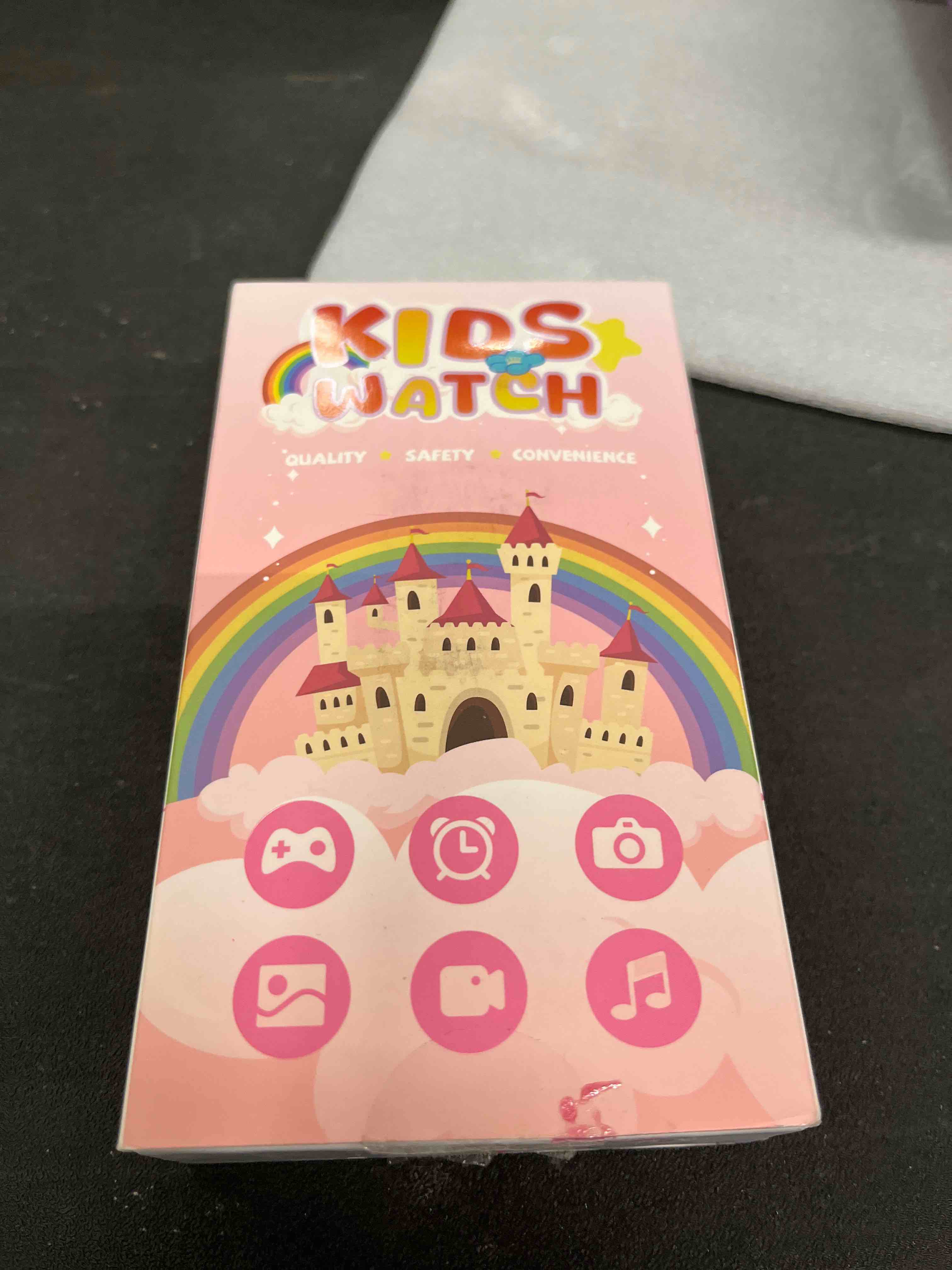 Condition photo showing Good Condition for cjc 4G Smart Watch for Kids with GPS Tracker, Globally Applicable, Texting and Calling, Kids Watch for Ages 4-12 - Includes Video Call, Chat, SOS Alerts, App - Fun & Educational Birthday Gift Idea Purple