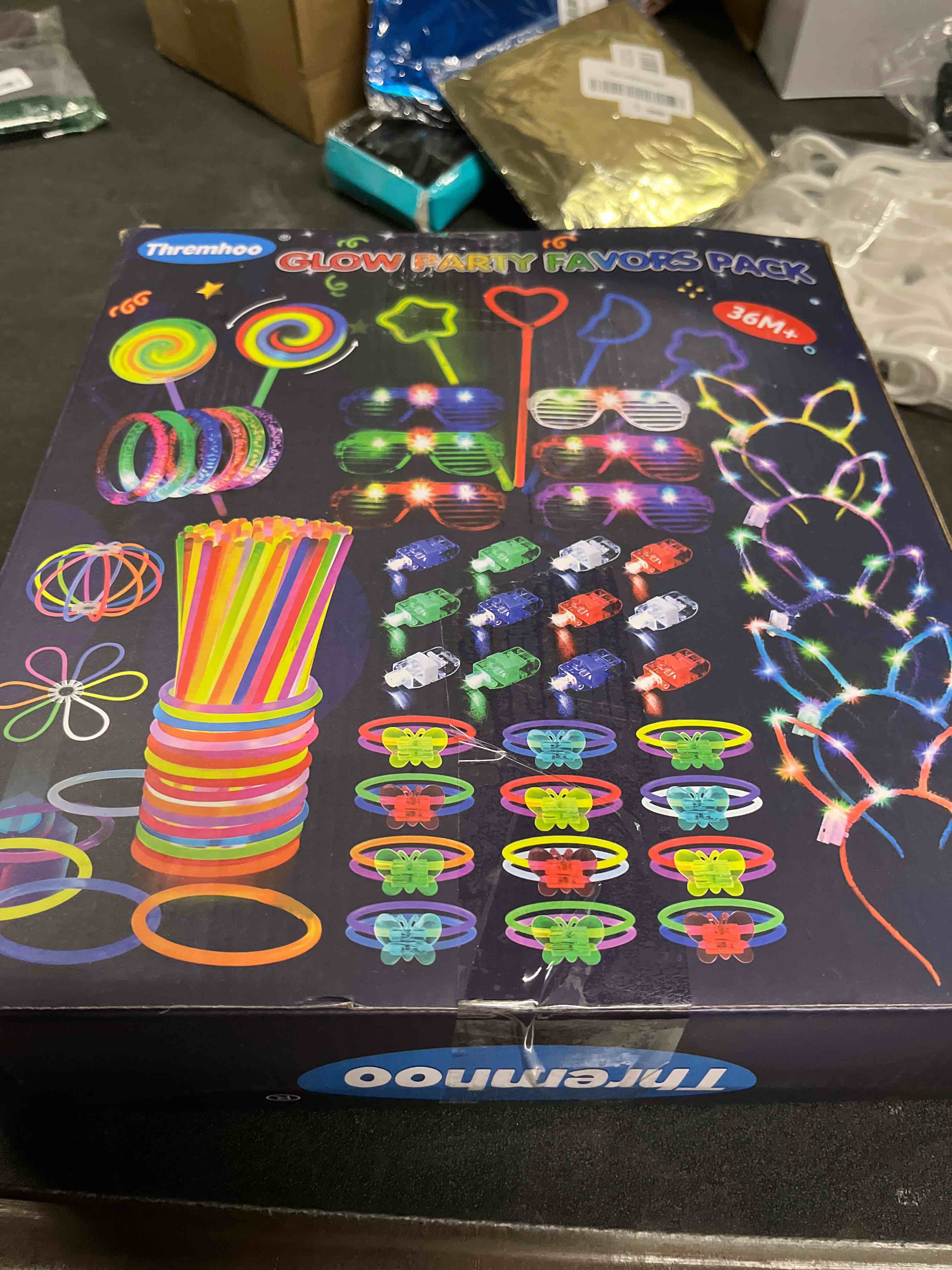 Condition photo showing Good Condition for 156PCS Glow in The Dark Party Supplies for Kid/Adults, Christmas LED Light Up Toys with 100 Glow Sticks Bulk Party Pack Glasses Headband Bracelet Necklaces New Year Eve Party Favors Neon Accessories
