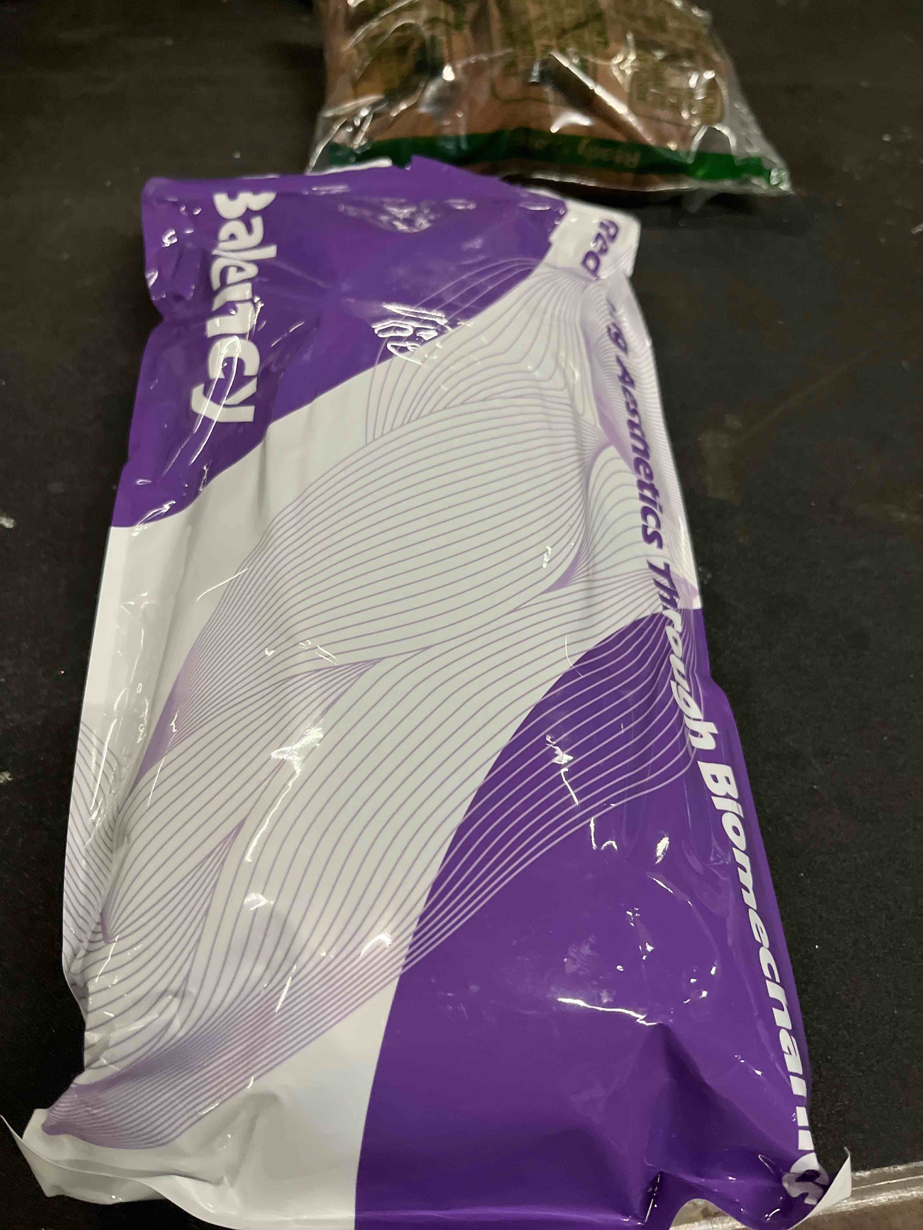 Condition photo showing Good Condition for Hip Thrust Belt, Balency Hip Thrust Belt for Dumbbells Heavy, Booty Belt for Hip Thrust, Slip-Resistant Padding Hip Thrust Belt for Gym or Home Workouts, Hip Thrust Band for Dumbbell Kettlebell Plate Black