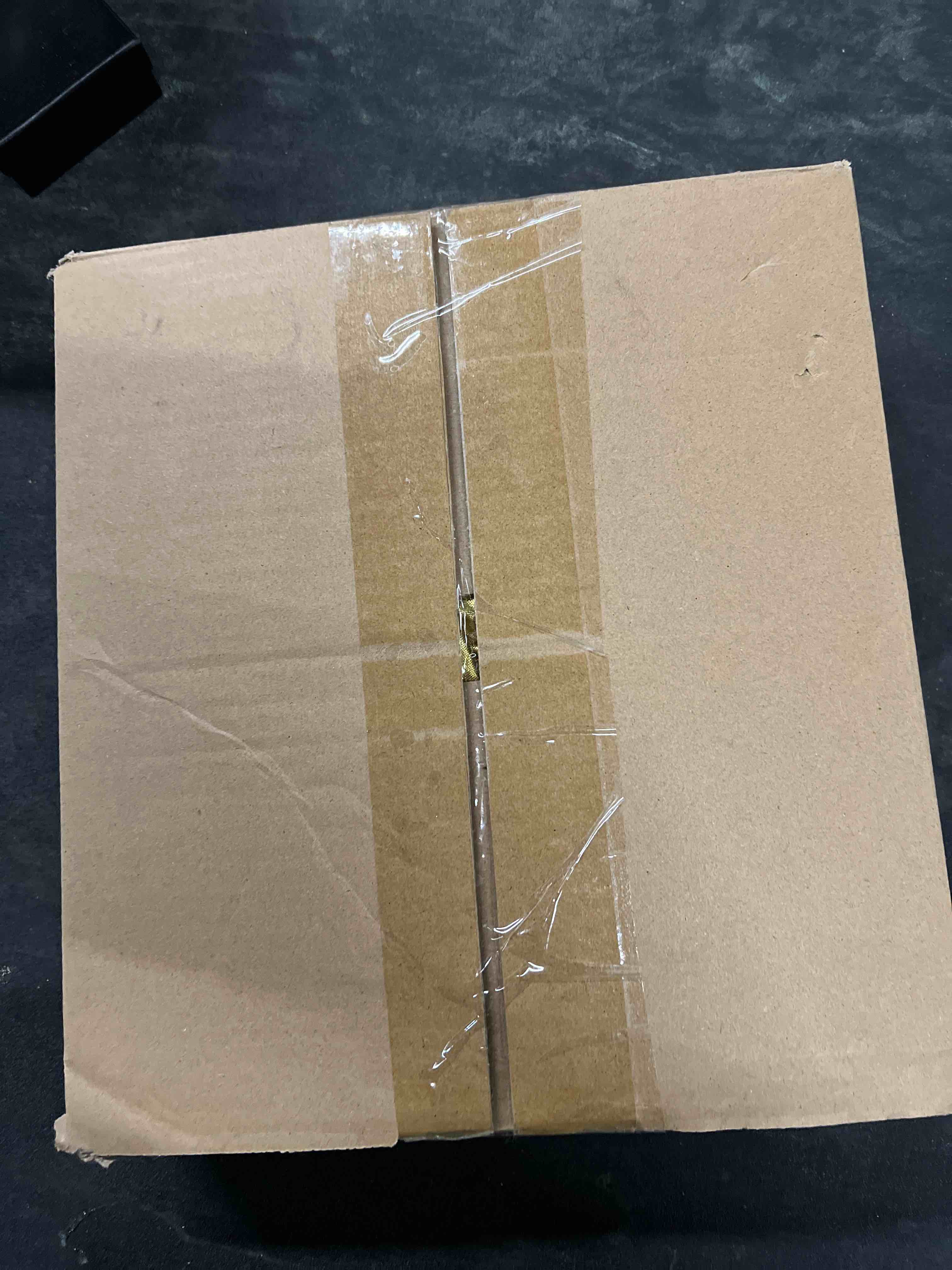 Condition photo showing Good Condition for LELEE Rose Head Flowers with Stem - 108pcs Gold Rose Artificial Flowers Bulk - 3.1'' Silk Roses Fake Flower for Wedding Bouquet Party Home Decor DIY Baby Shower Centerpieces Tables Decoration