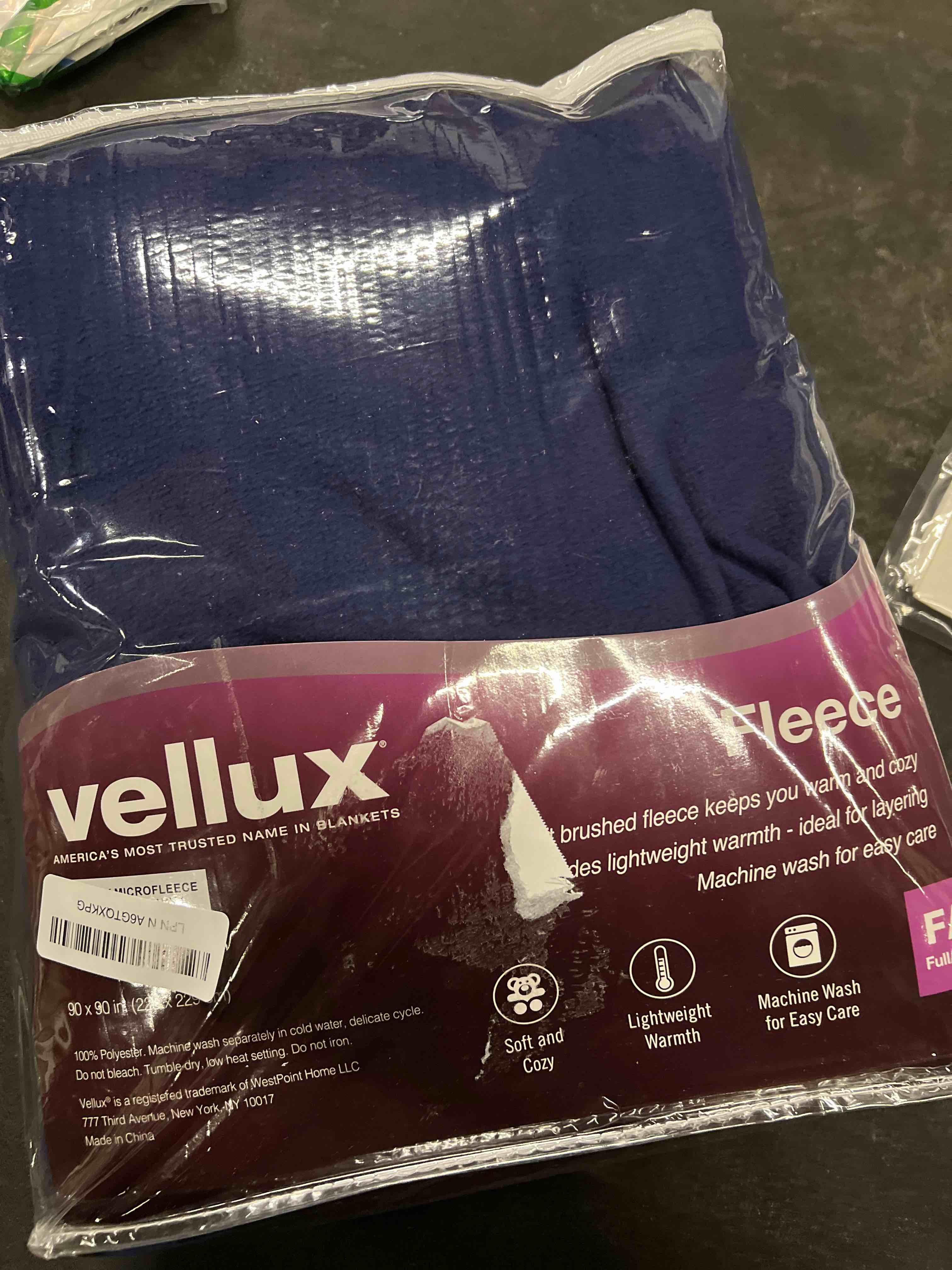 Condition photo showing Good Condition for Vellux Fleece Blanket Queen Size - Fleece Bed Blanket - All Season Warm Lightweight Super Soft Throw Blanket - Navy Blanket - Hotel Quality- Plush Blanket For Couch (90x90 Inches, Navy)