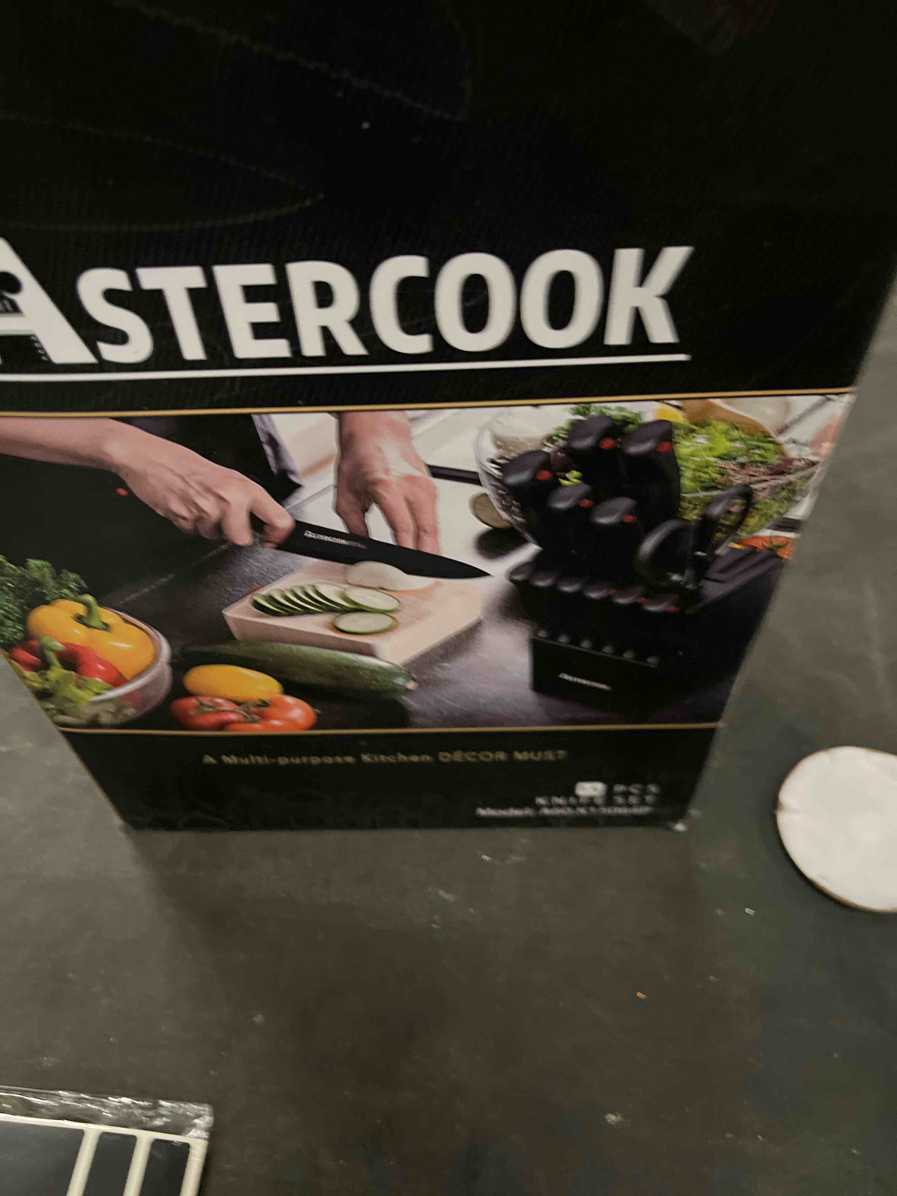 Condition photo showing Good Condition for Astercook 15 Piece Knife Set with Sharpener Block - German Stainless Steel, Dishwasher Safe Kitchen Knives with Built-In Sharpener, Black