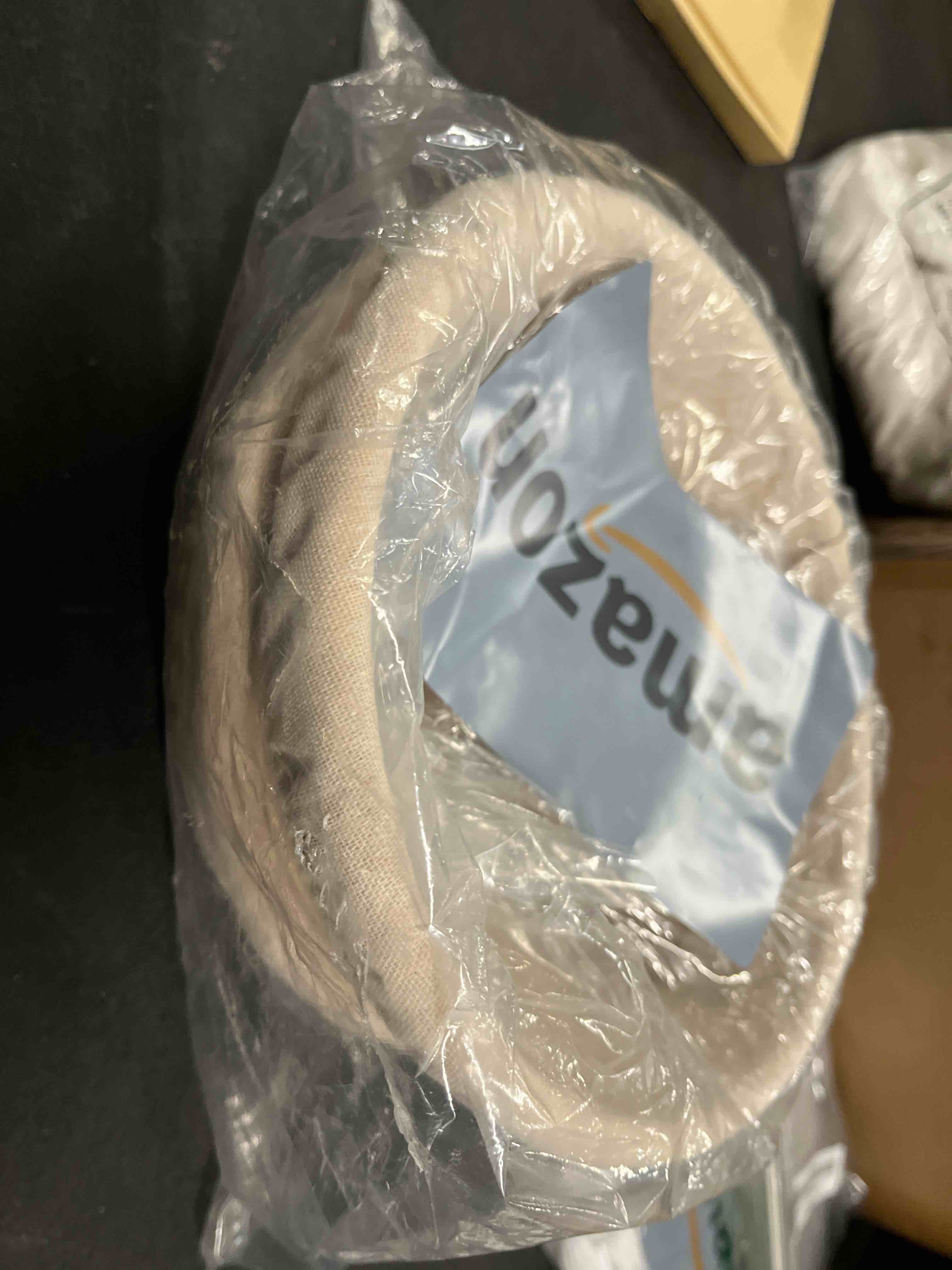 Condition photo showing Good Condition for Bread Proofing Baskets Set of 2 8.5 inch Round Dough Proofing Bowls w/Liners Perfect for Home Sourdough Bakers Baking 8.5inch+8.5inch