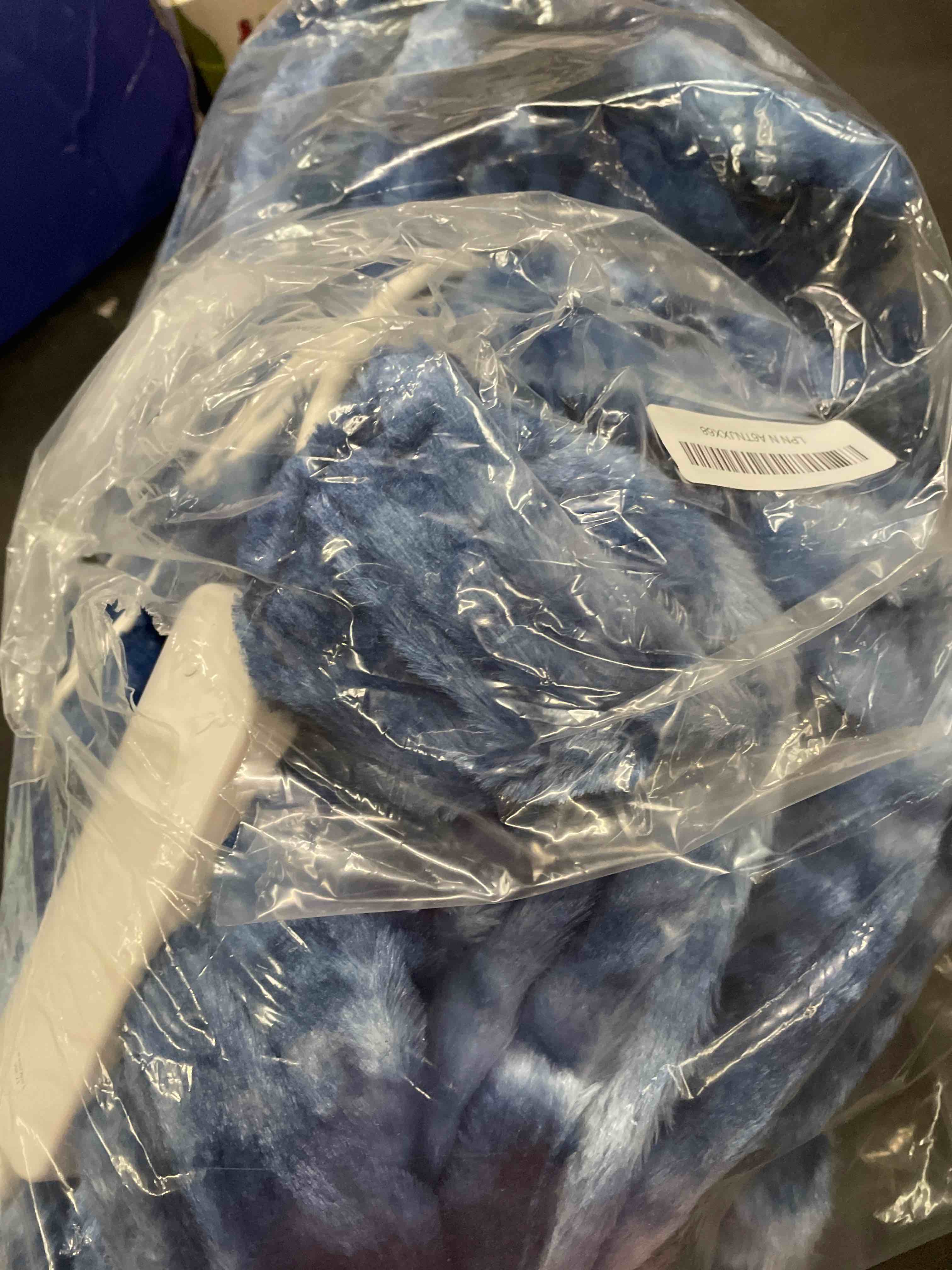 Condition photo showing Good Condition for Electric Heated Blanket Throw 50''x60''Size Faux Fur Heating Blanket 10 Heating Settings, 1-8h Timer & Overheat Protection, Machine Washable, Soft Flannel and Sherpa Full Body Warmth Blue Throw