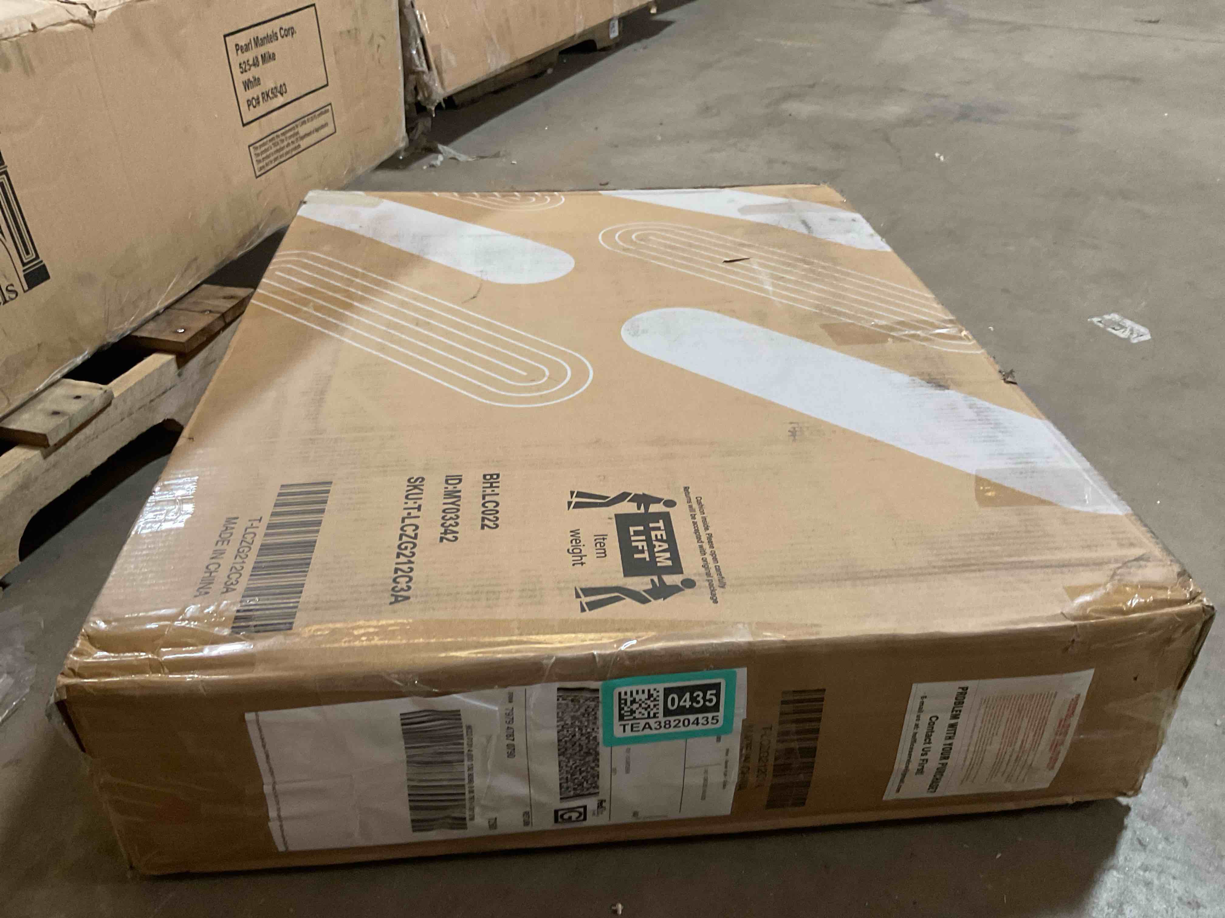 Condition photo showing Good Condition for Kantzer Reclining Folding Zero Gravity Chair