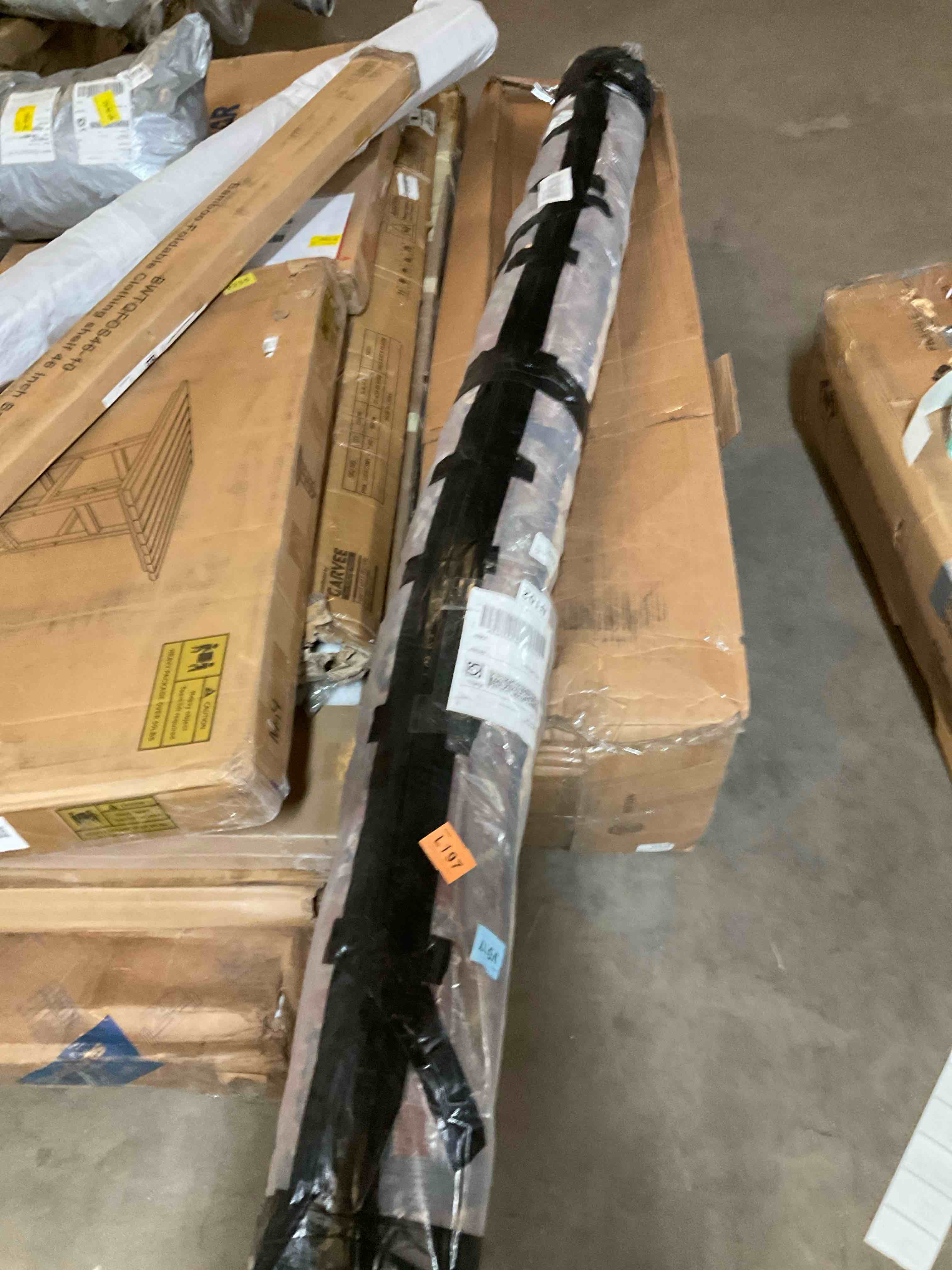 Condition photo showing Good Condition for Heris Dhairya Oriental Hand Knotted Wool Navy/Rust/Brown Area Rug