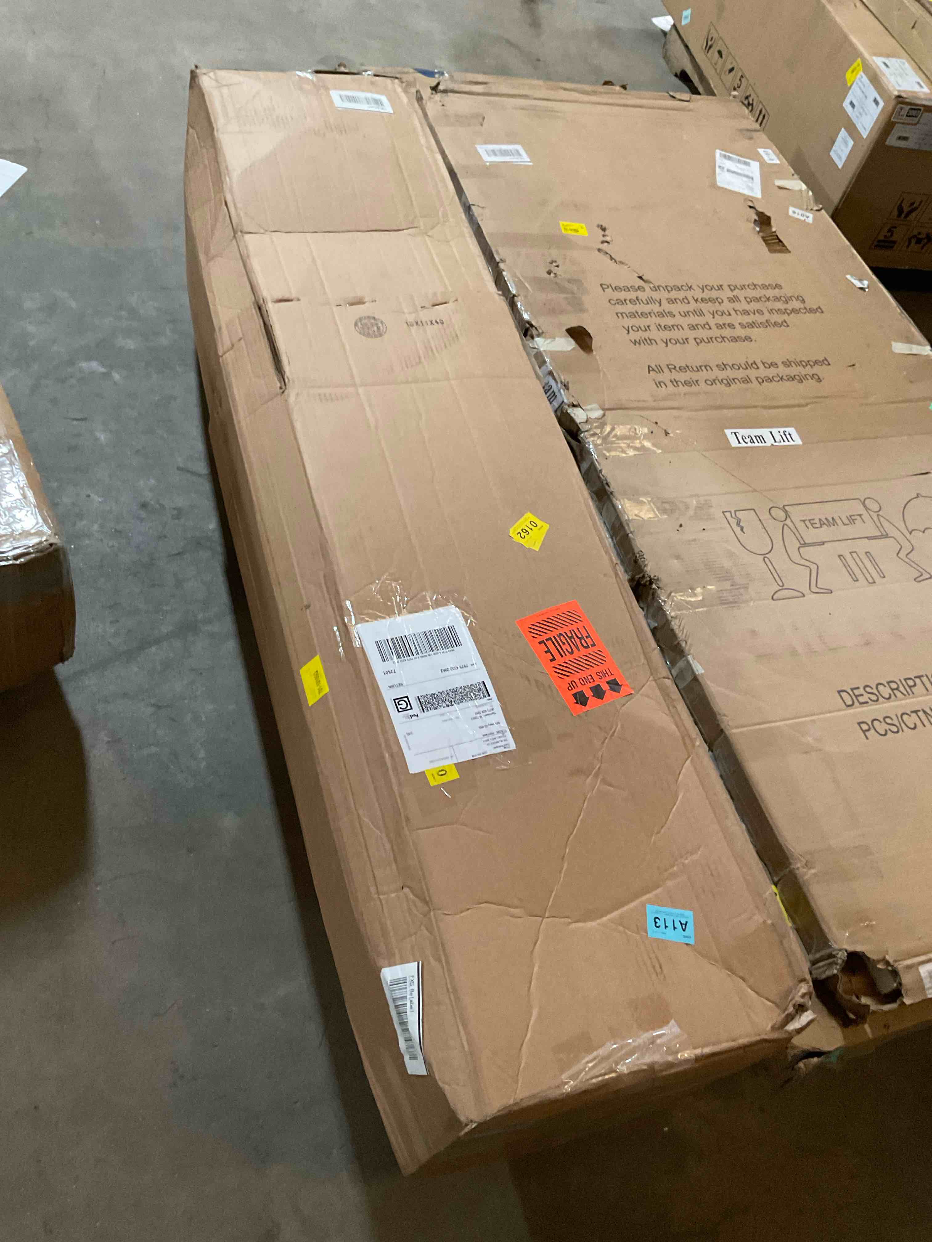 Condition photo showing Good Condition for Fiddle Leaf Fig Tree with Basket