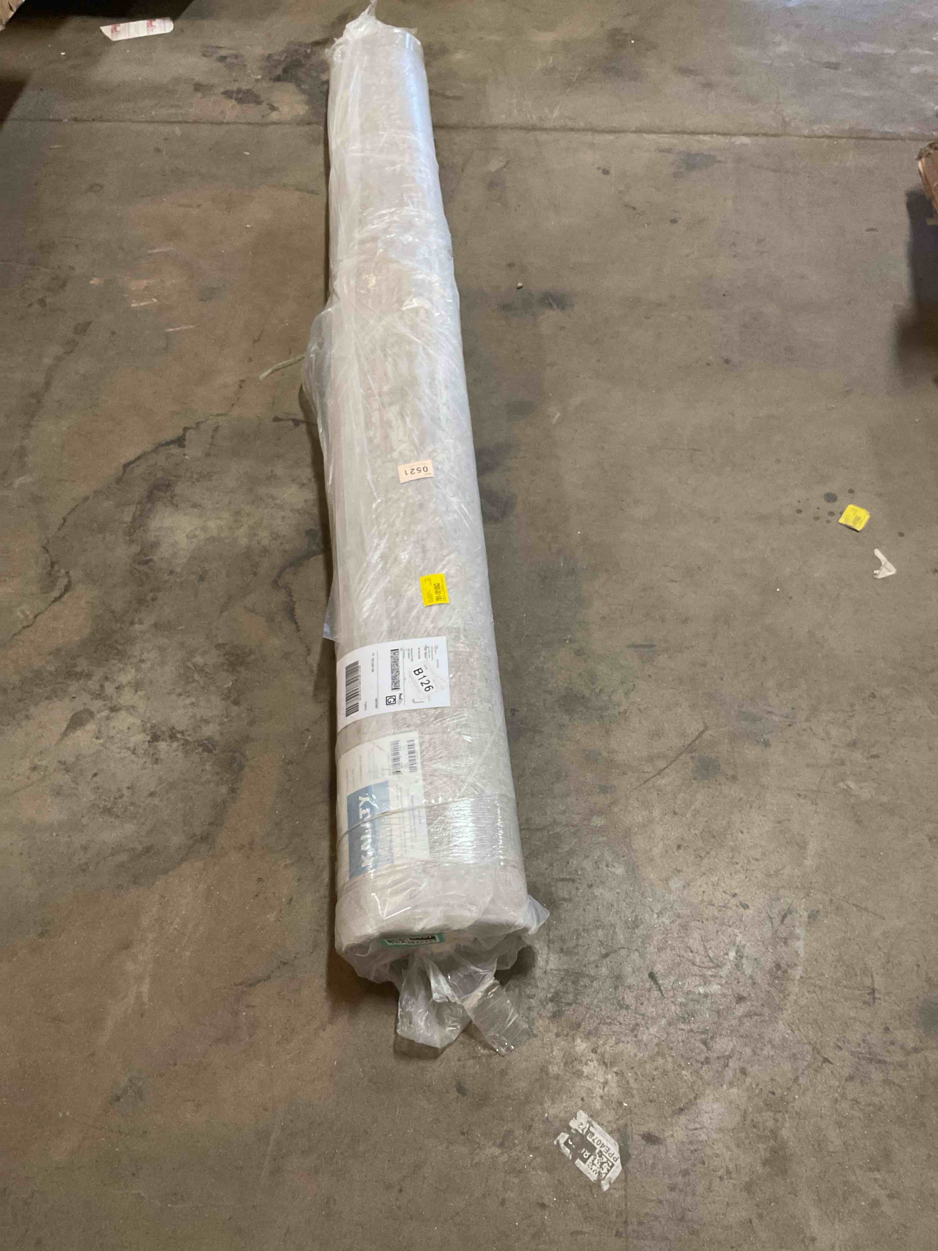 Condition photo showing Good Condition for Tomaz Gray Area Rug