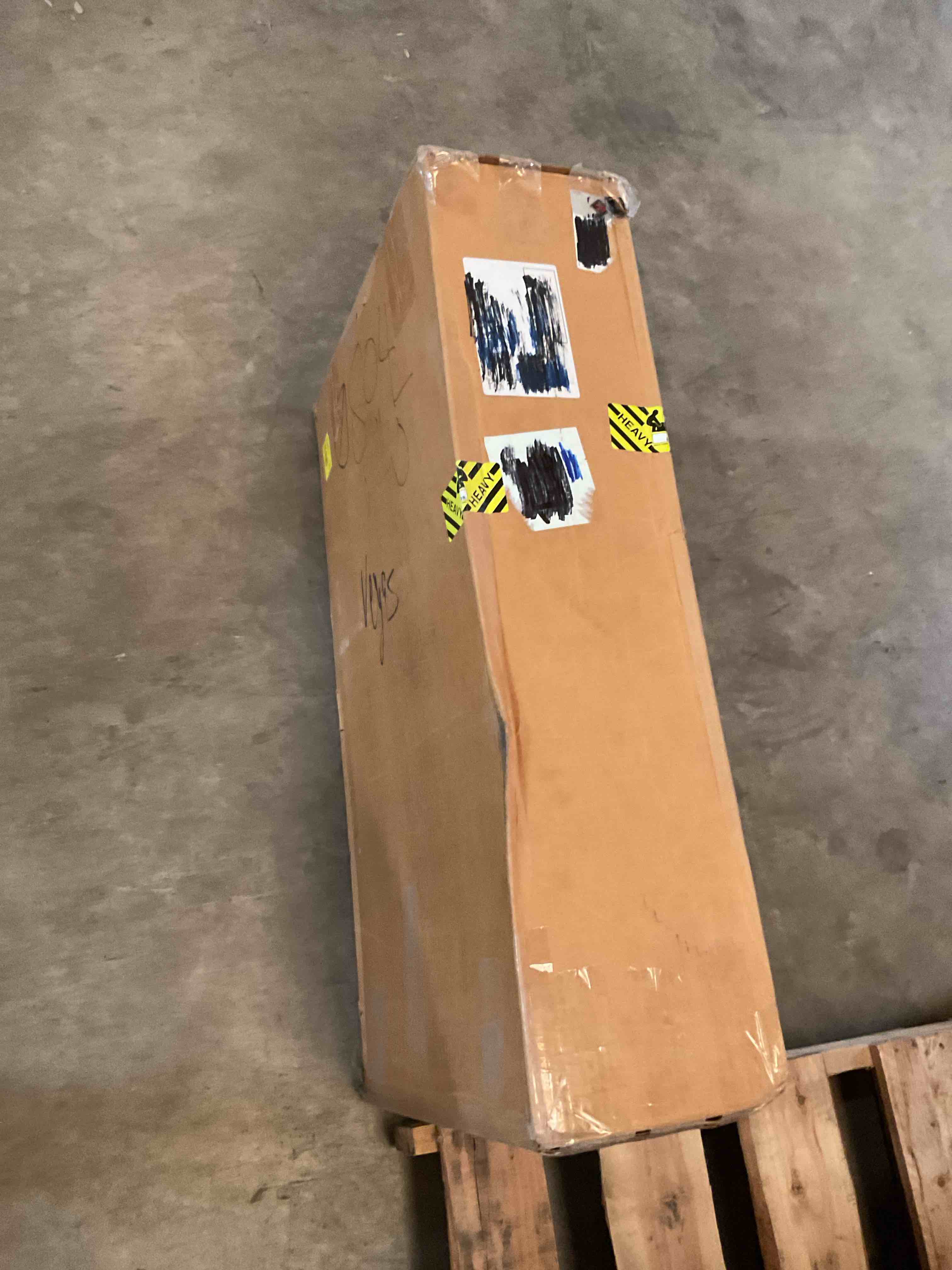 Condition photo showing Good Condition for Derrin Lateral Filing Cabinet