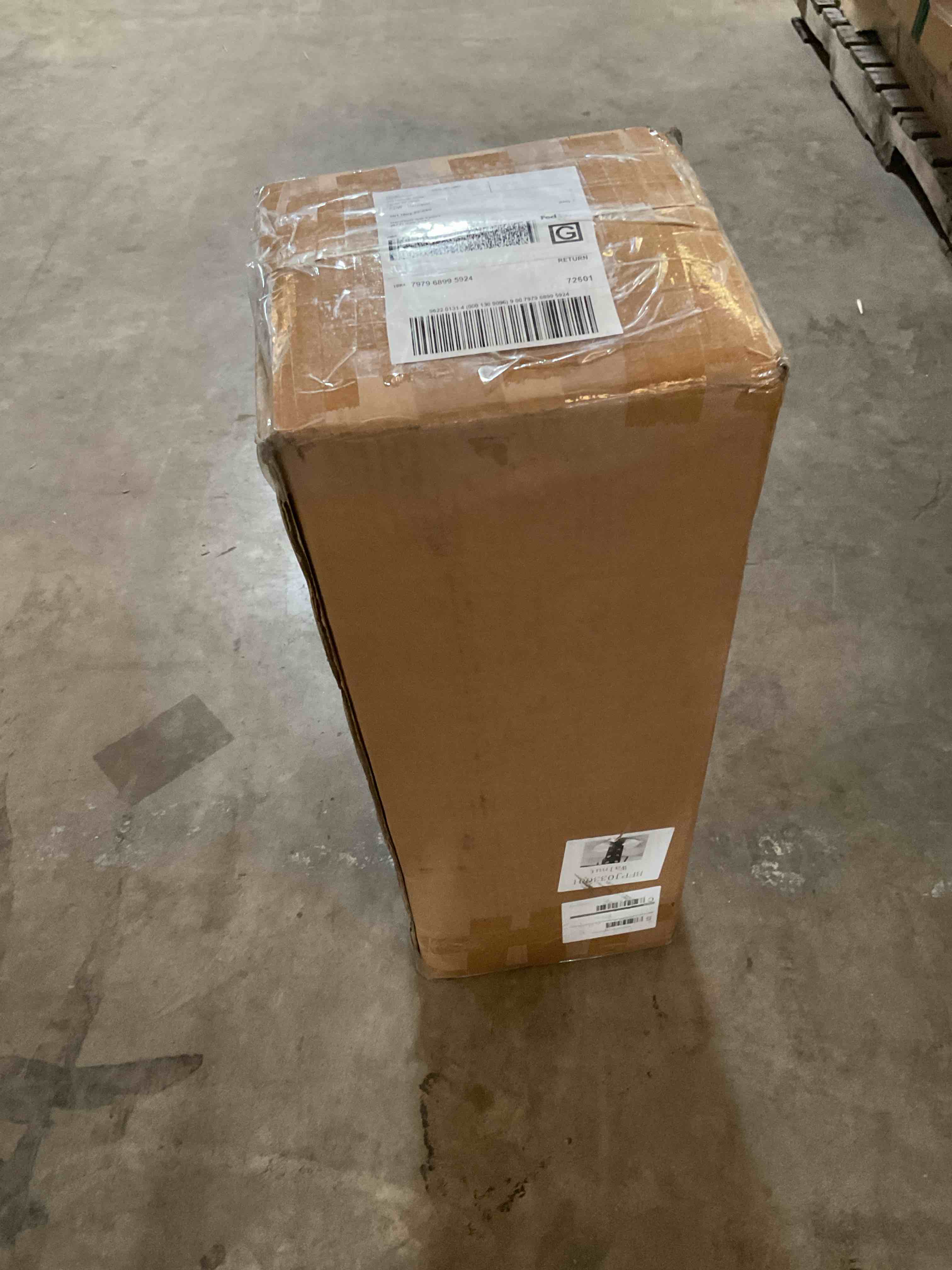 Condition photo showing Good Condition for Mid-Century Dining Table For 4-6 People With Round Table Top, Pedestal Dining Table, End Table Leisure Coffee Table