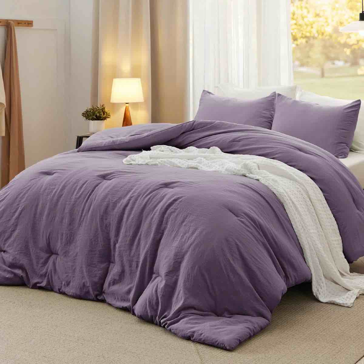 Bedsure Reversible Prewashed Comforter Set