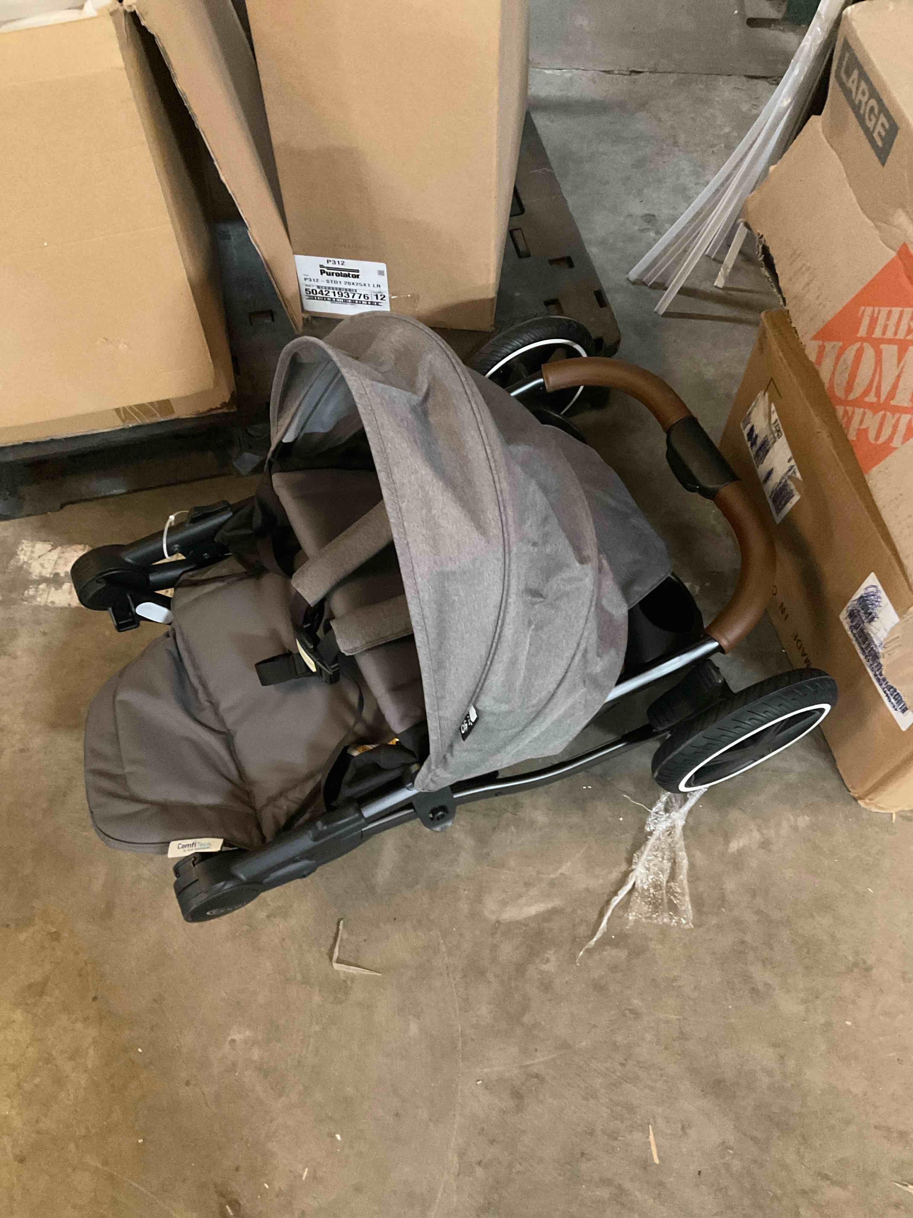 Condition photo showing Good Condition for graco fold out stroller