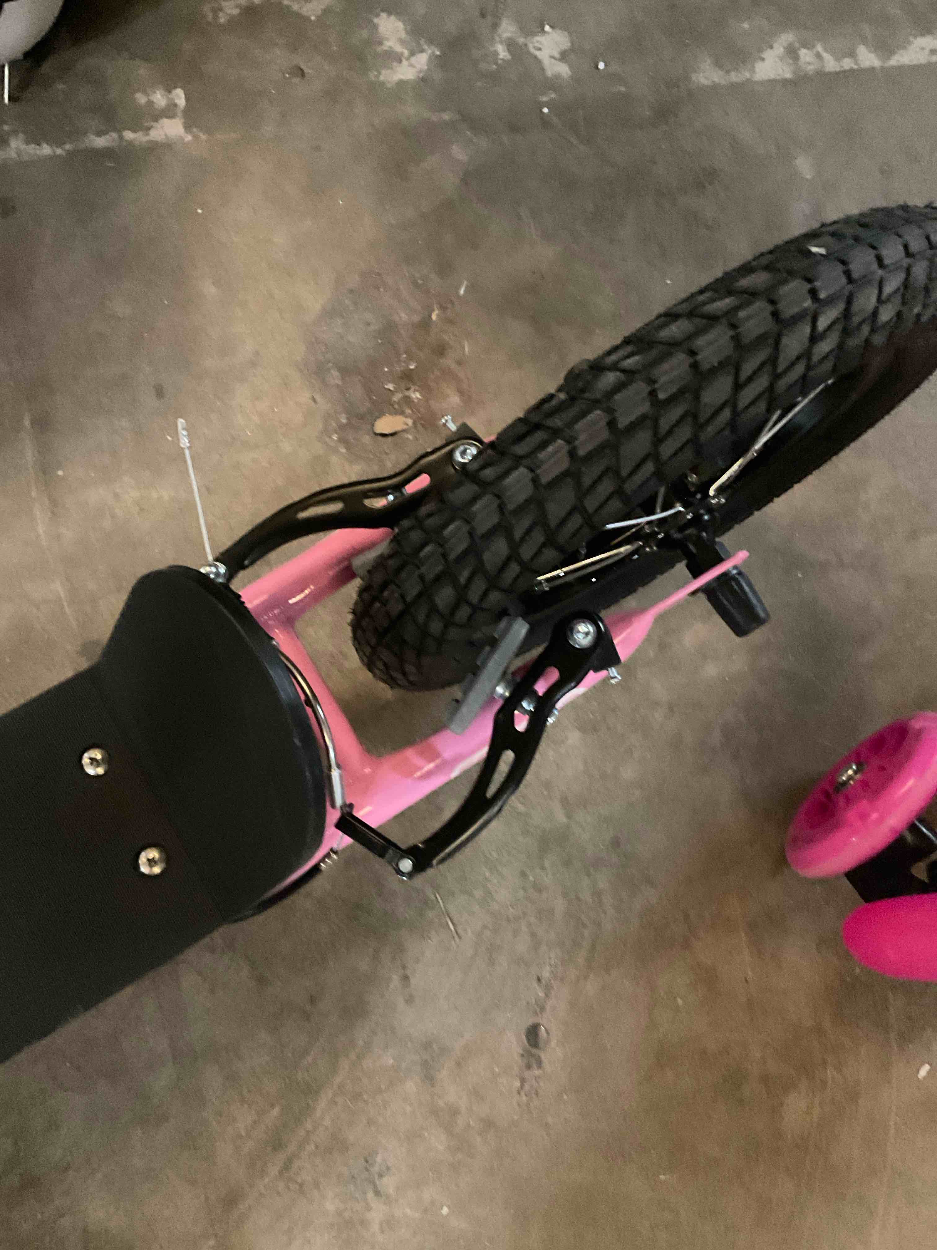 Condition photo showing Good Condition for cymax pink scooter