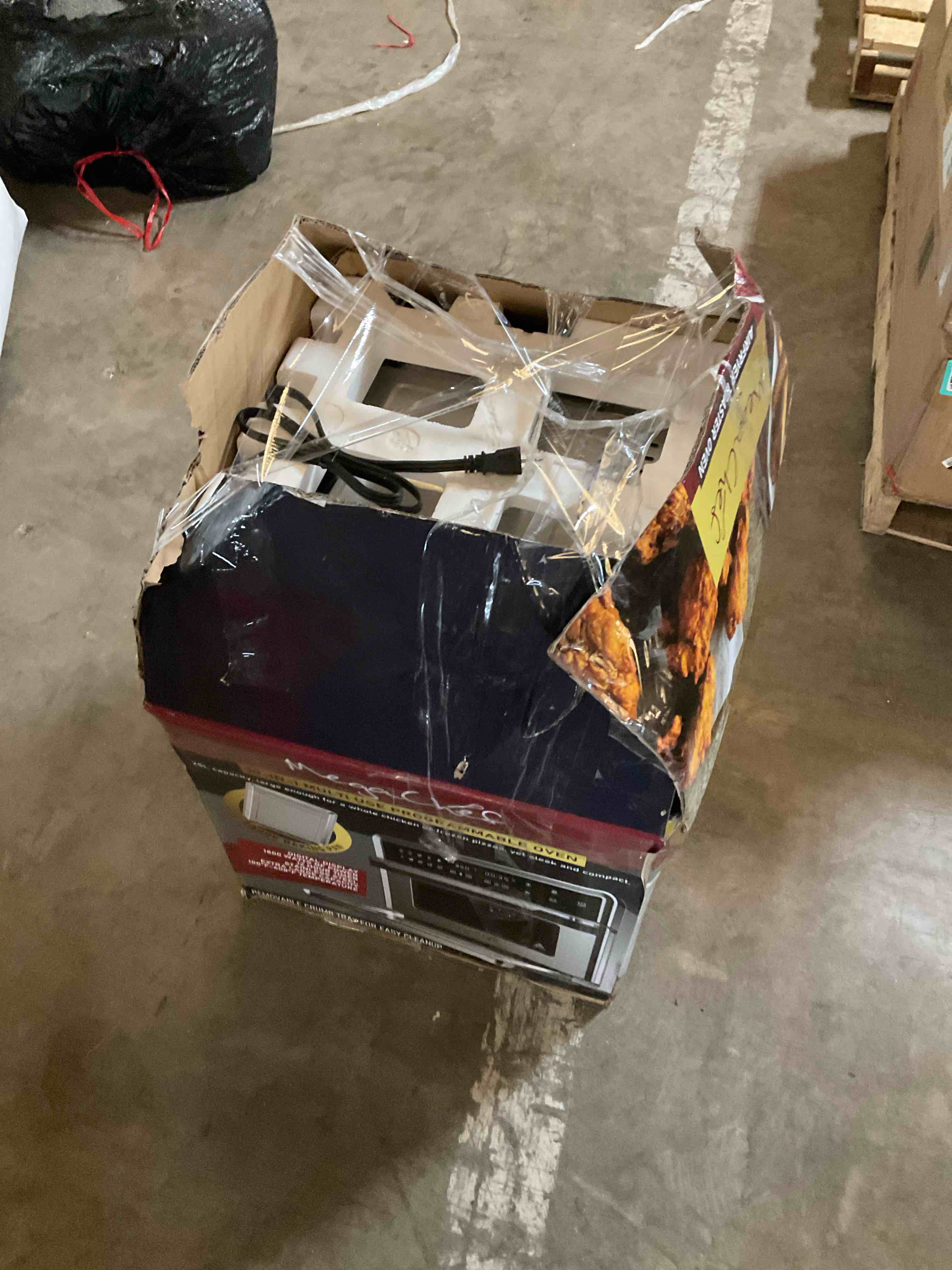 Condition photo showing Good Condition for 10 in 1 multi use programmable oven