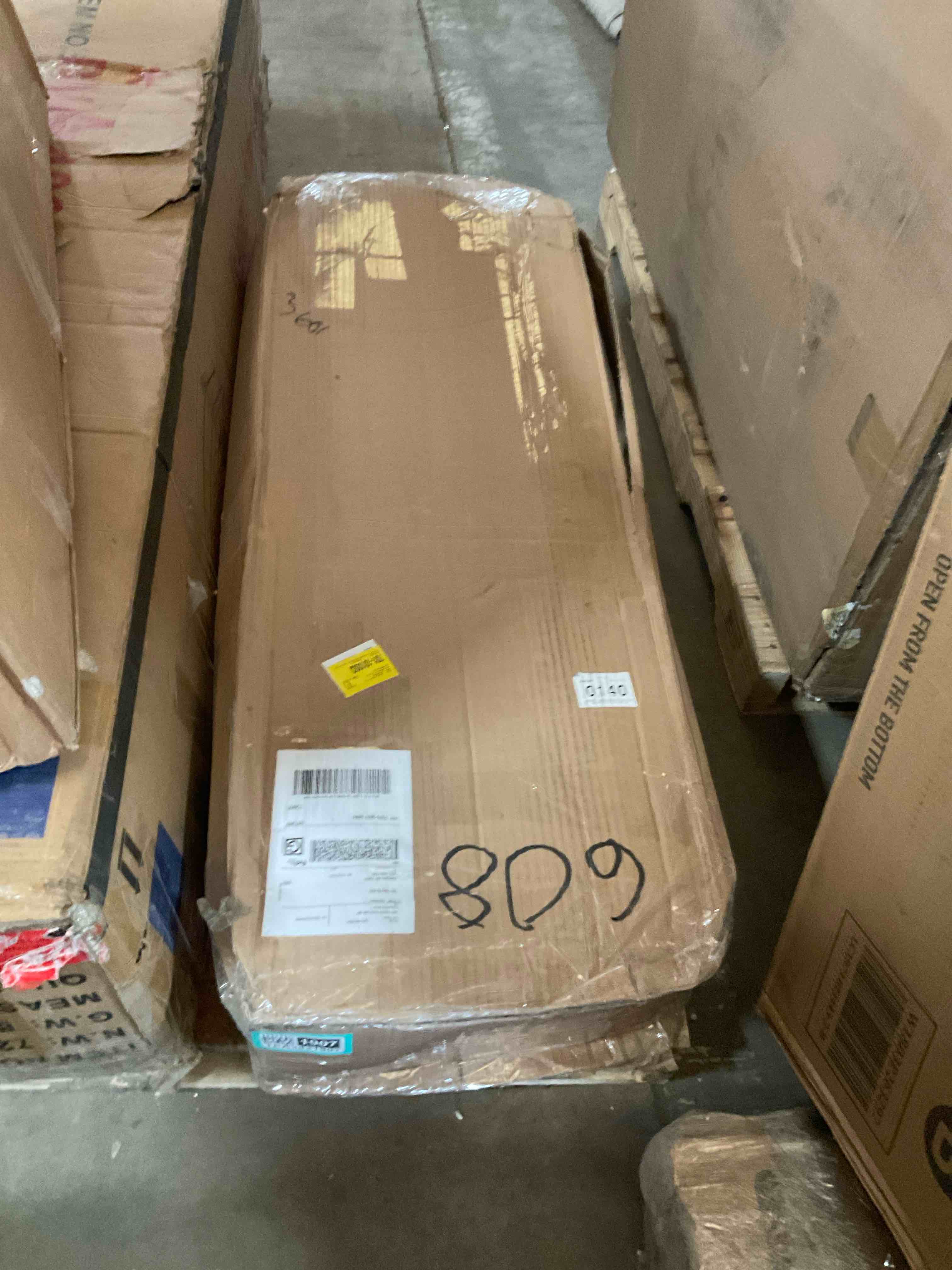 Condition photo showing Good Condition for lahjar speckled wool blend area rug