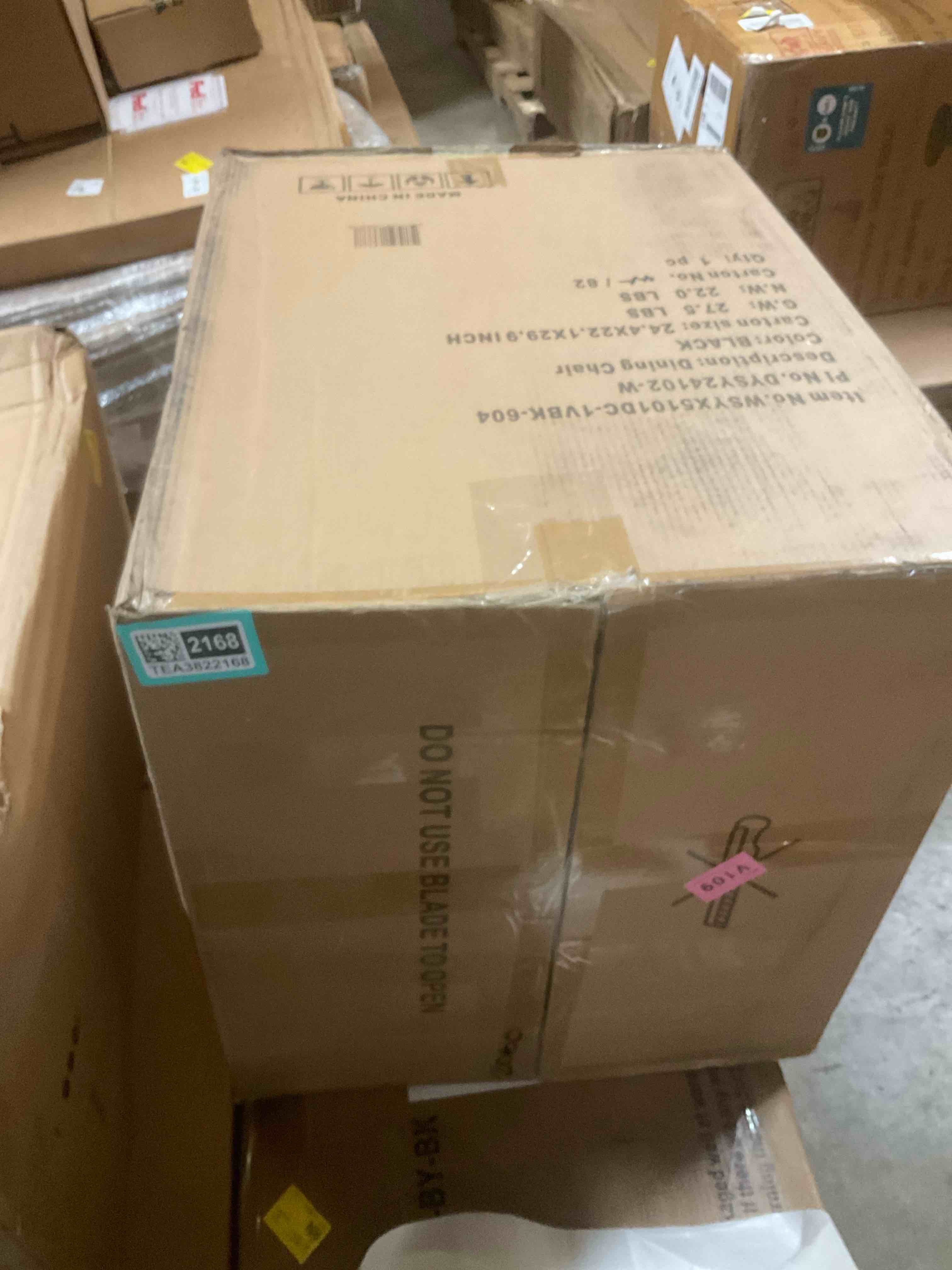 Condition photo showing Good Condition for dalpat iron arm chair