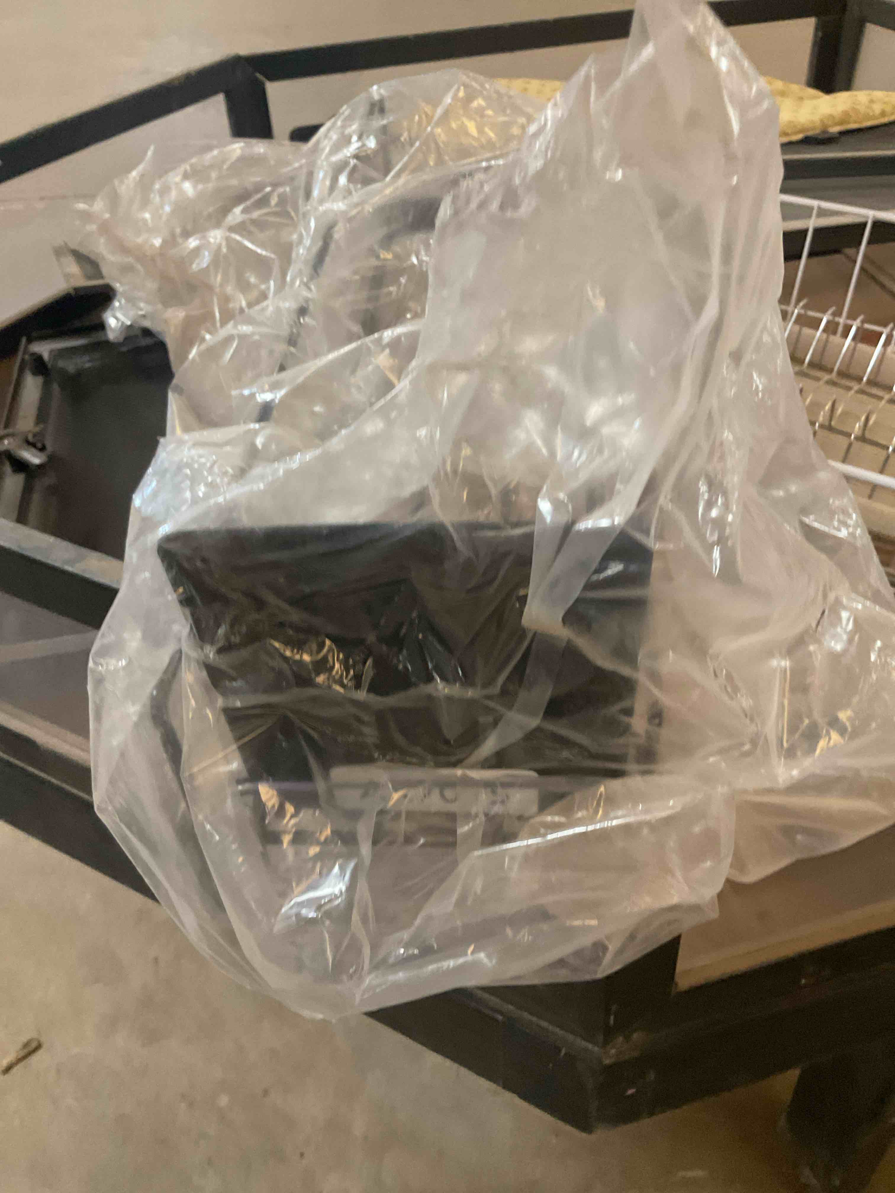 Condition photo showing Good Condition for spring loaded store rack