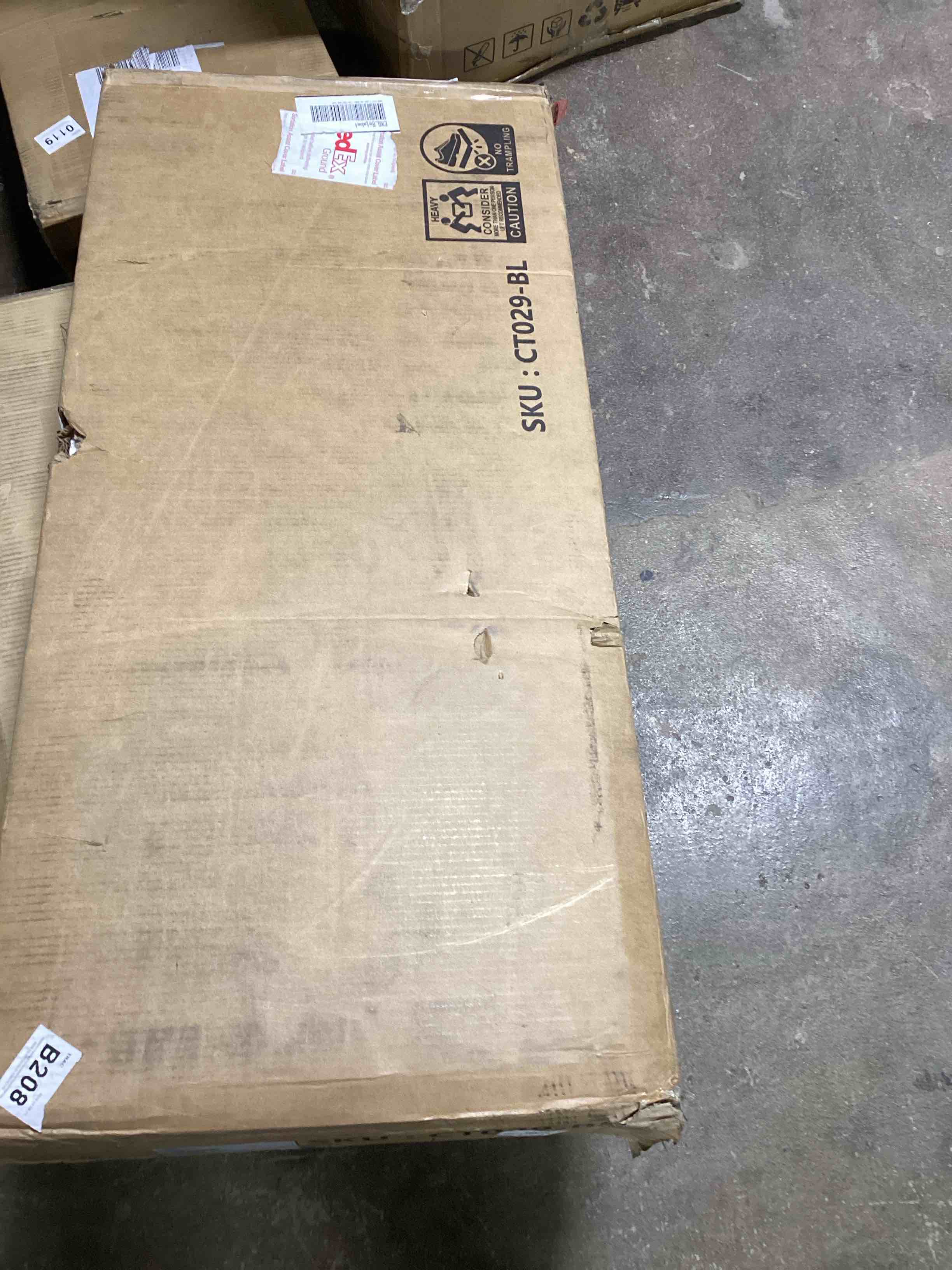 Condition photo showing Good Condition for coffee table