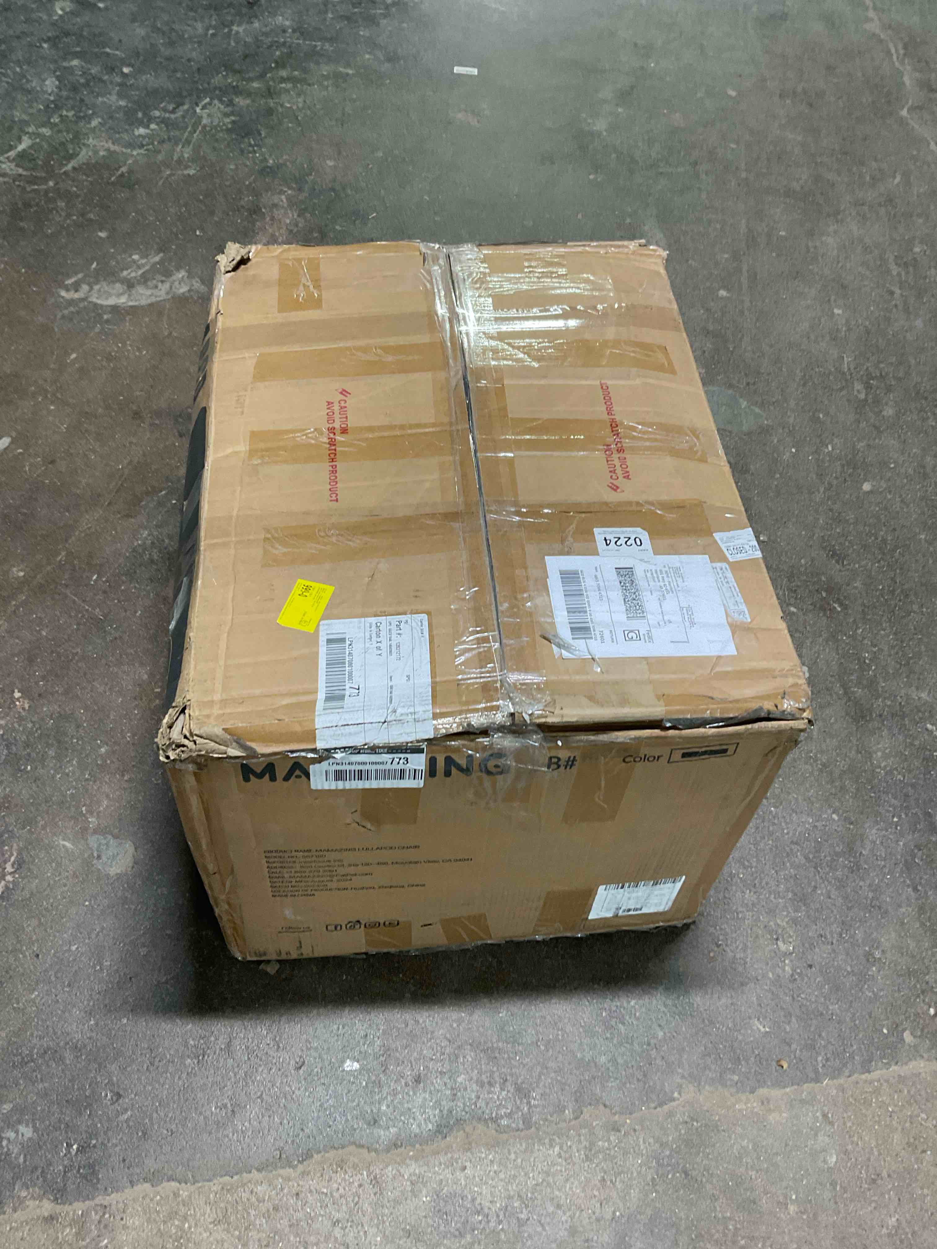 Condition photo showing Good Condition for leather recliner