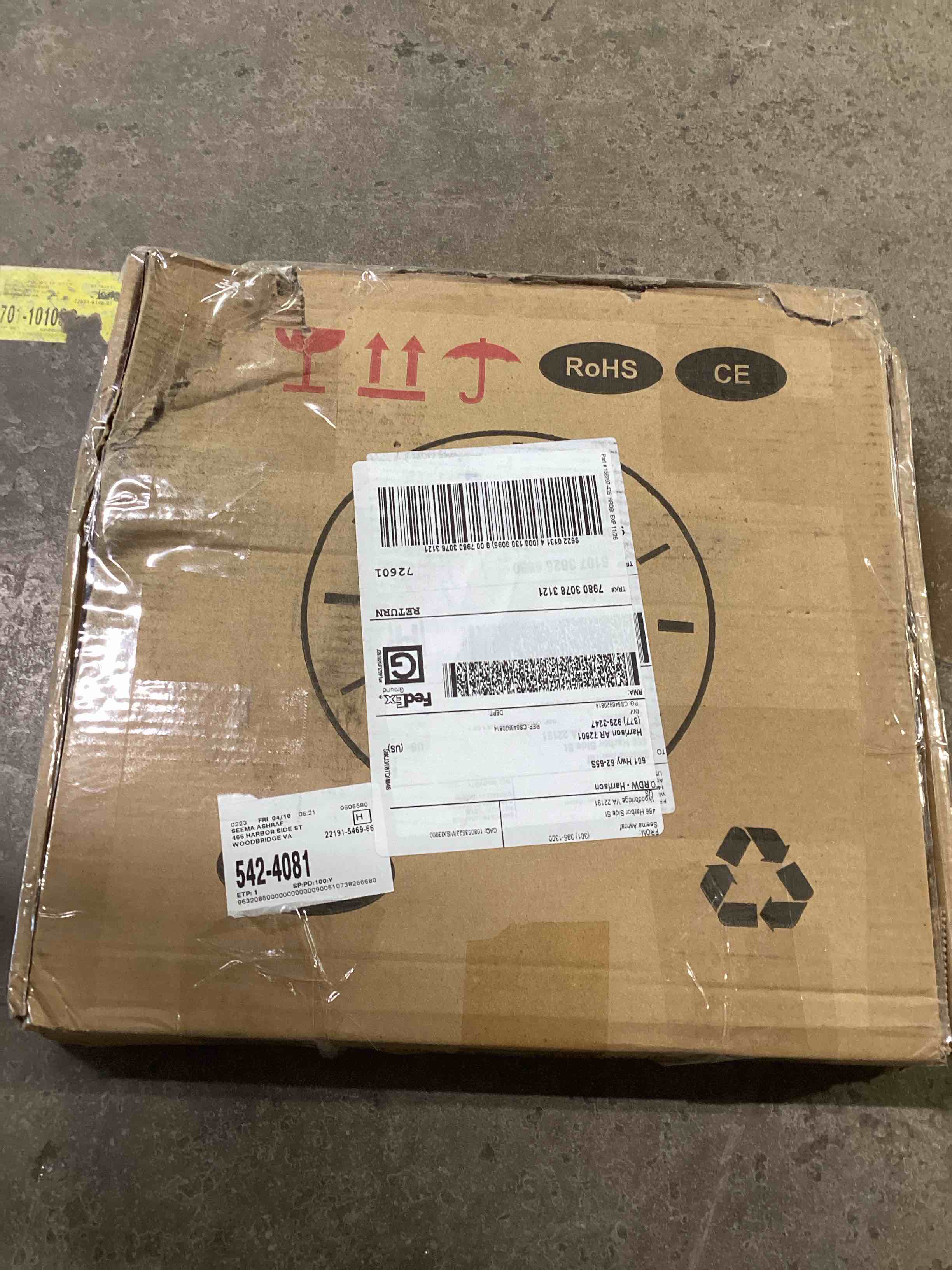 Condition photo showing Good Condition for modern glass wall clock