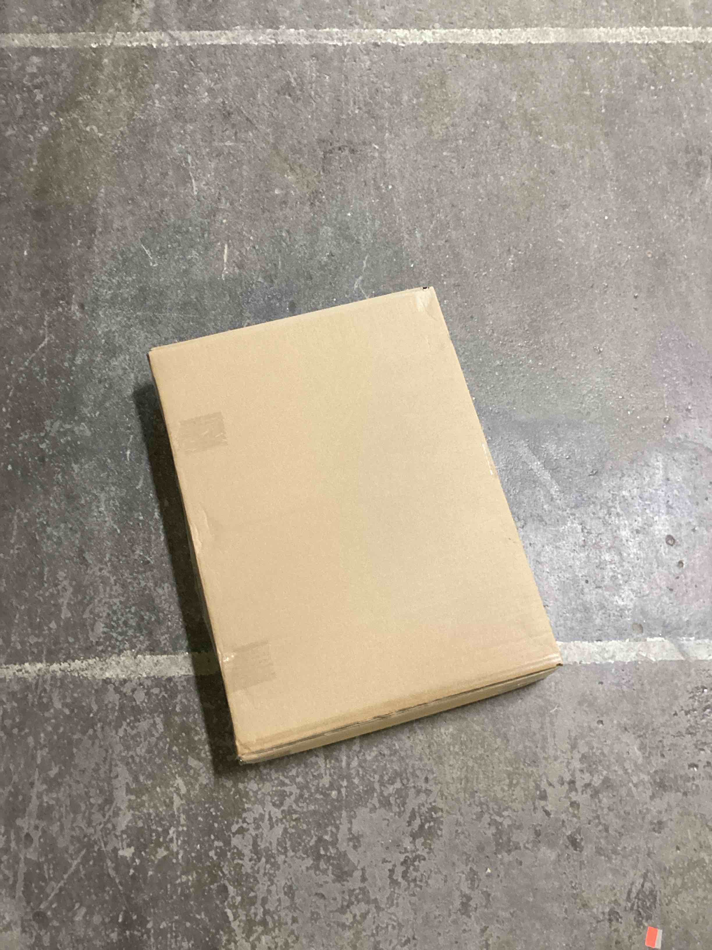 Condition photo showing Good Condition for quail’s run ceramic platter