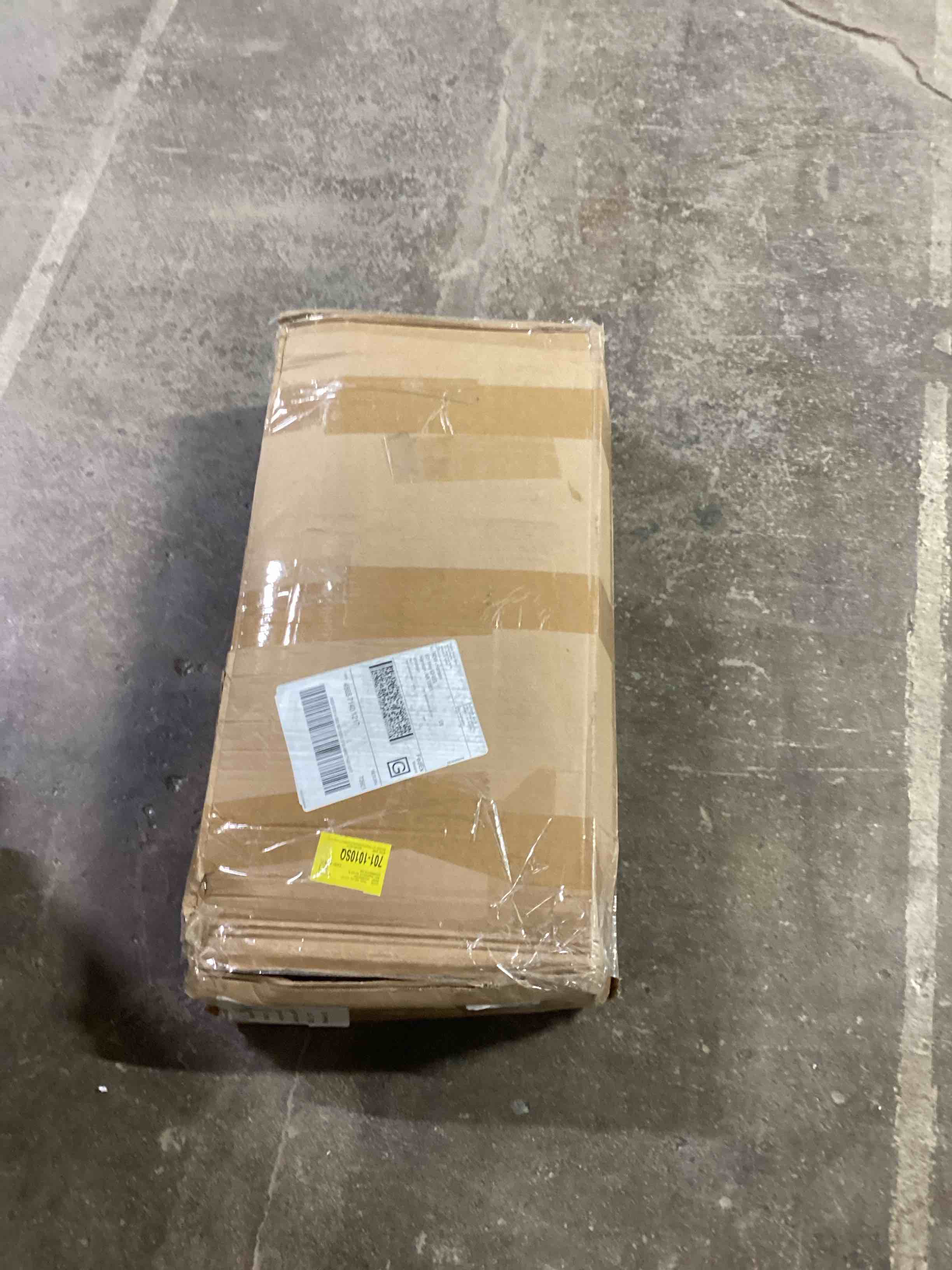 Condition photo showing Good Condition for cat tunnel cat scratch board