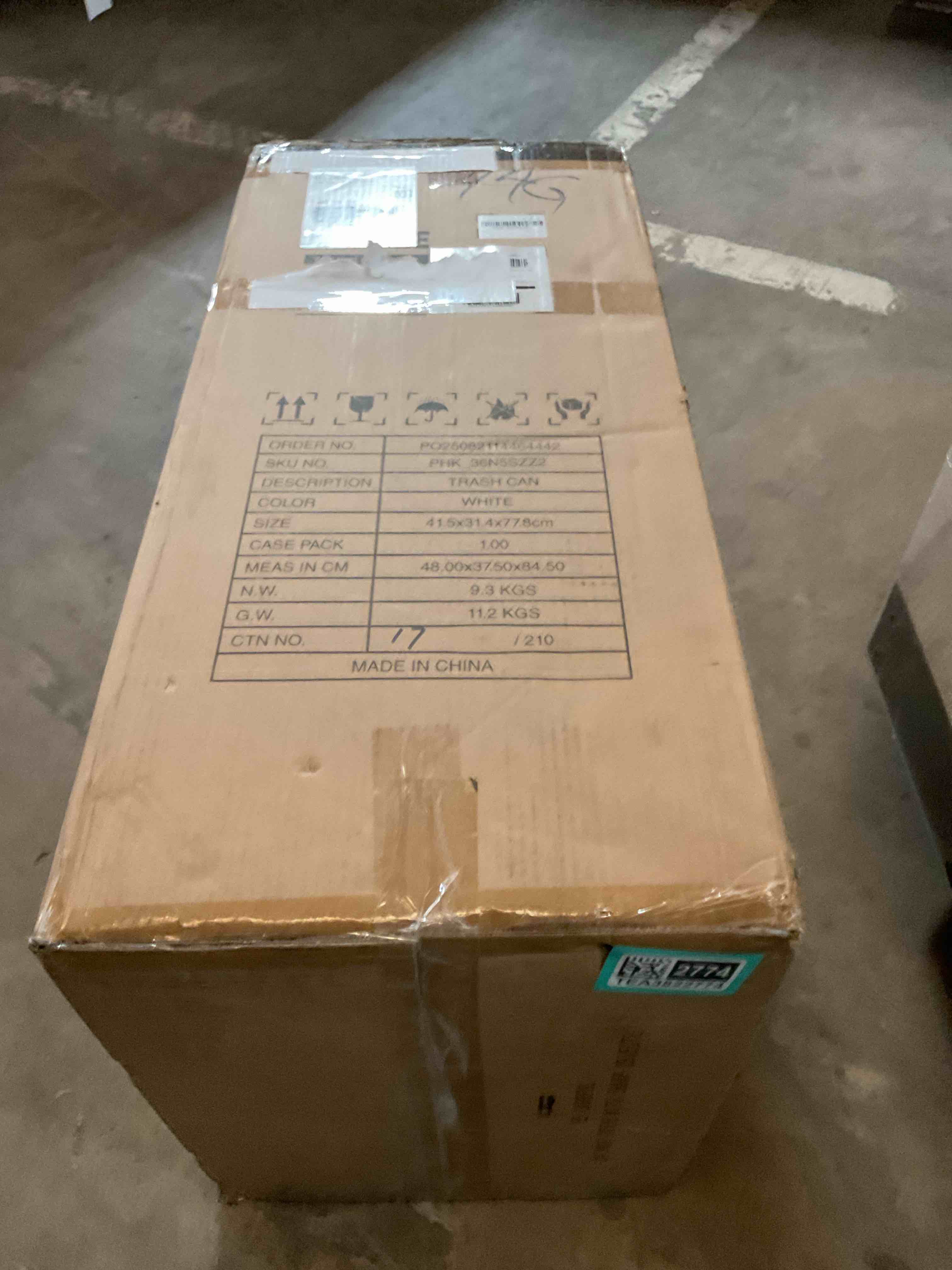 Condition photo showing Good Condition for 16 gal dual trash can with 2 compartment (33l + 28l) and removable inner bucket kitchen, living room