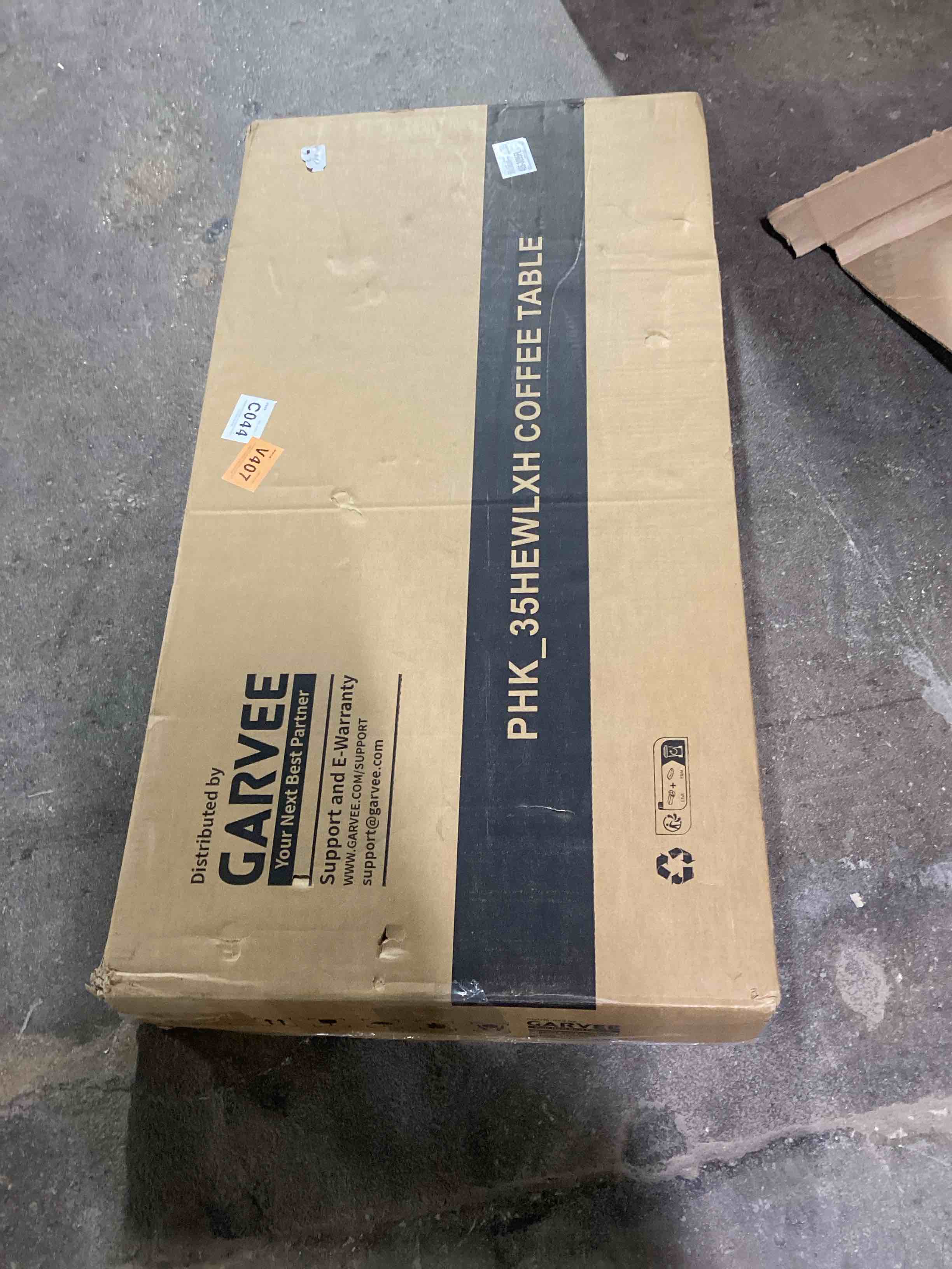 Condition photo showing Good Condition for coffee table