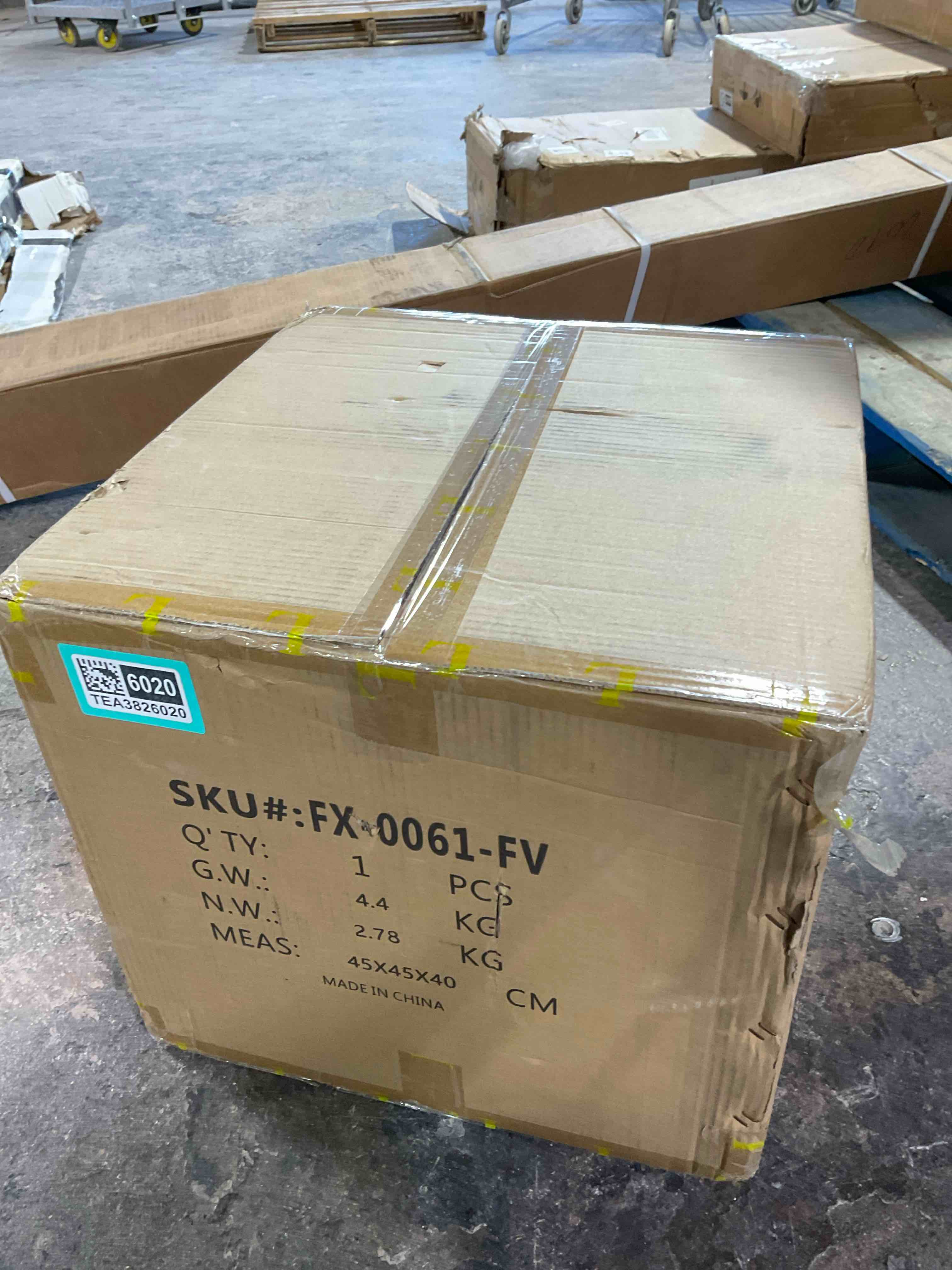 Condition photo showing Good Condition for 5 Shade Light Flush Mount