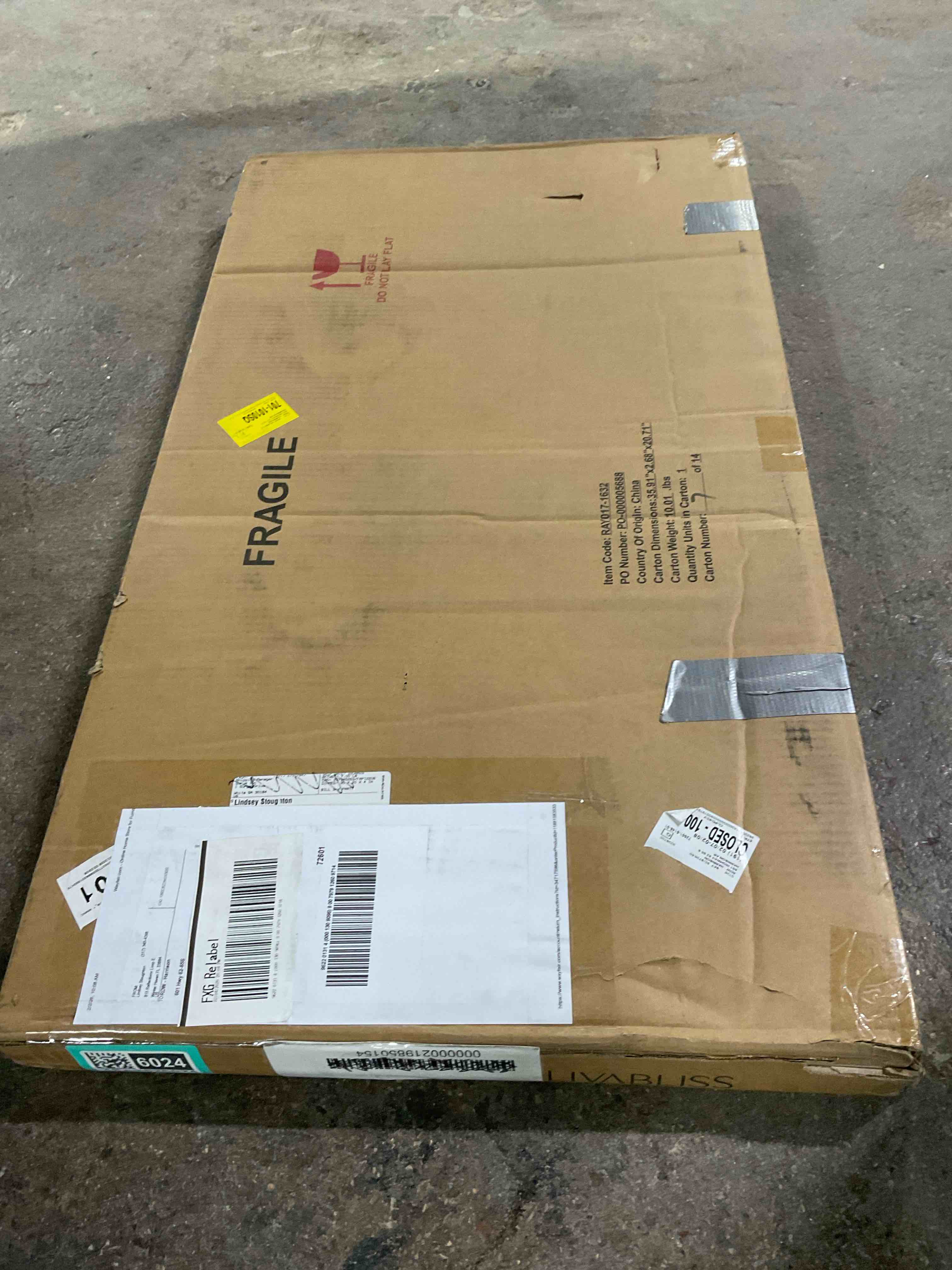 Condition photo showing Good Condition for Destefano Essence Accent Mirror