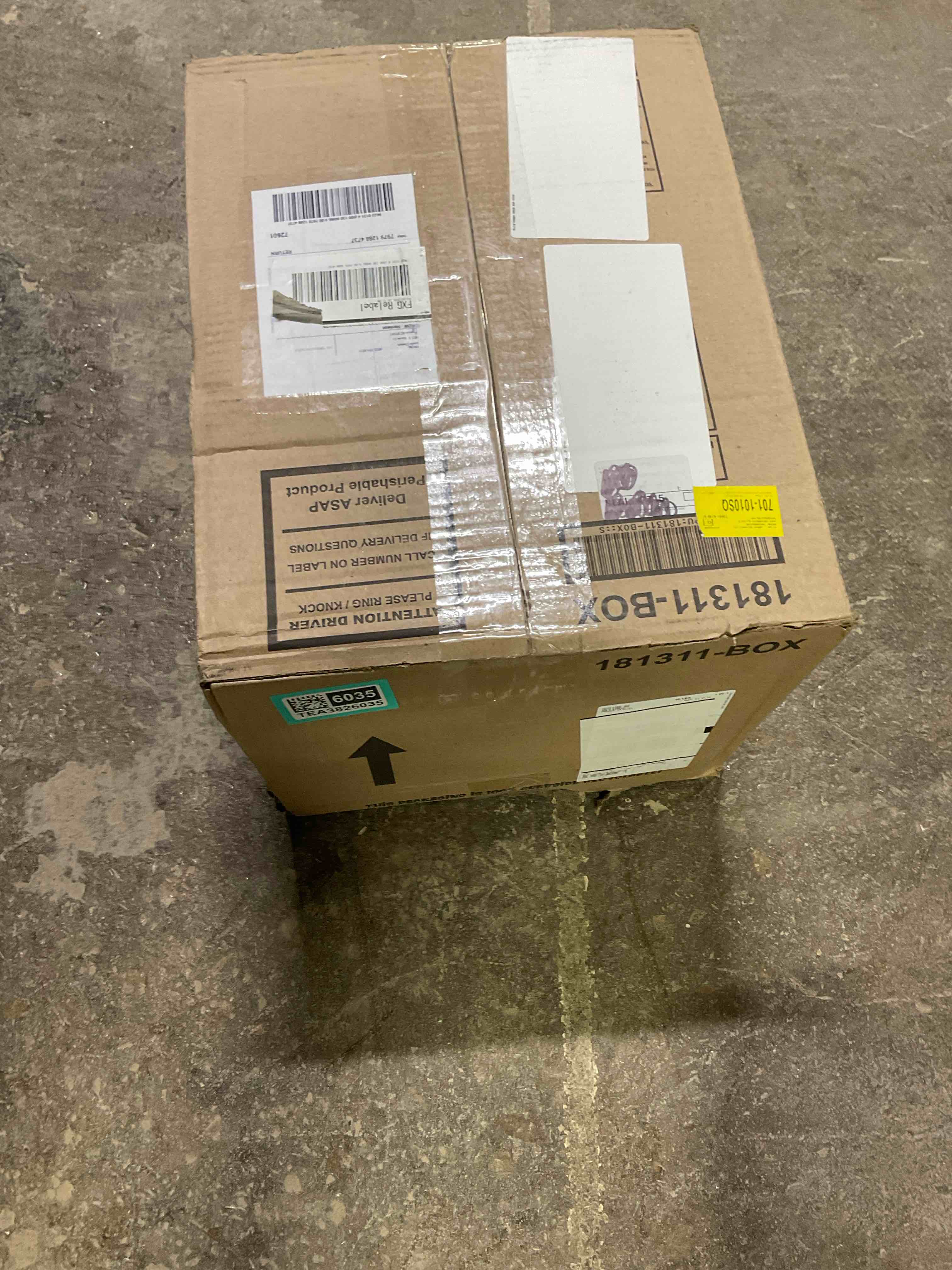 Condition photo showing Good Condition for Ulott Wood and Metal Round Side Table