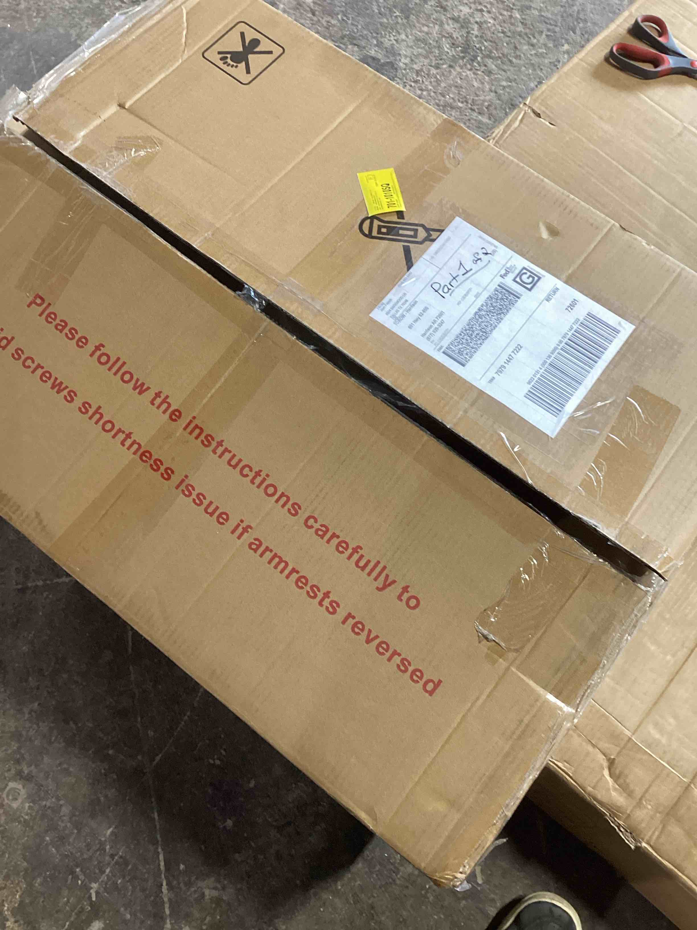 Condition photo showing Good Condition for white chair