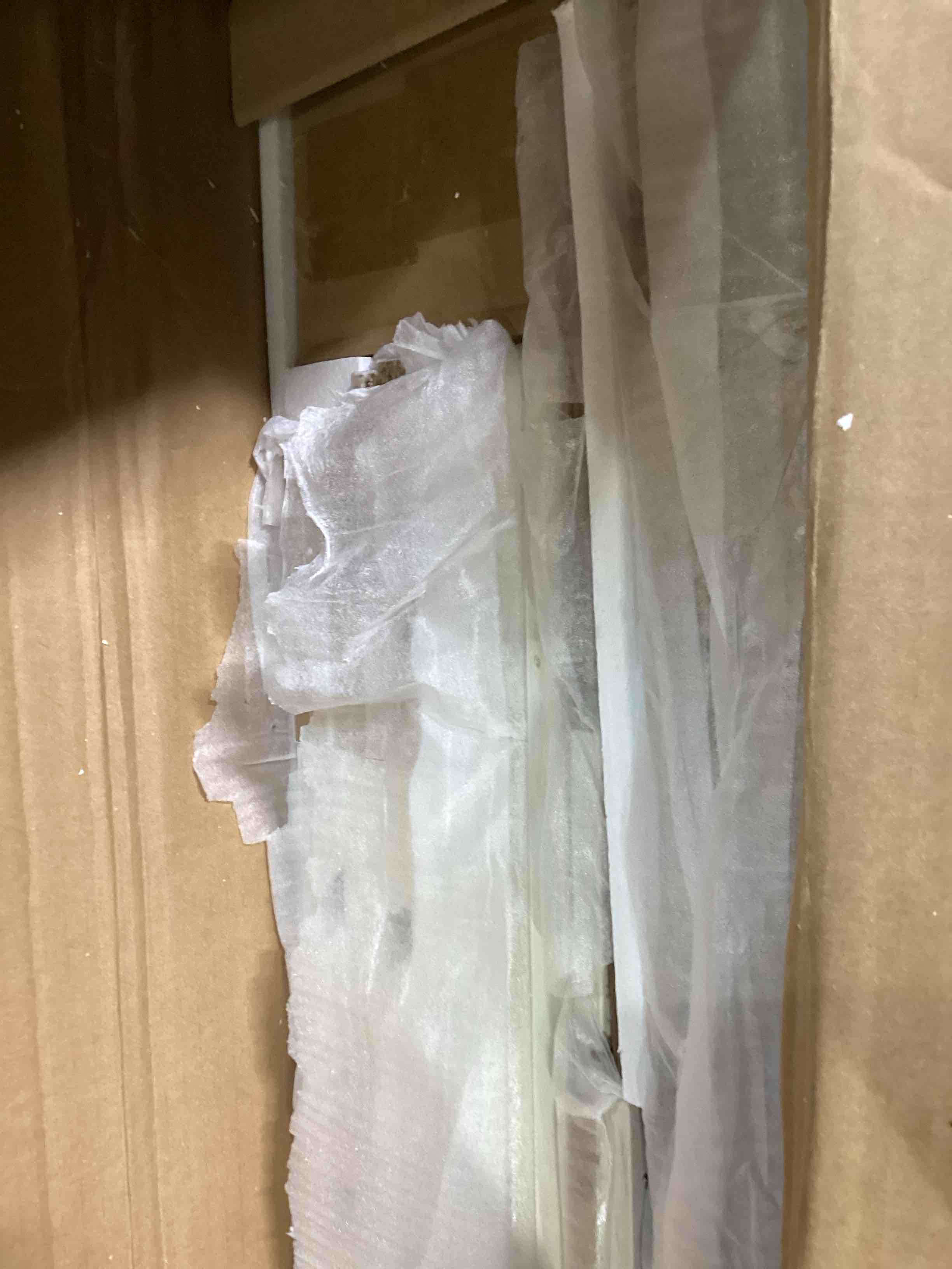 Condition photo showing Good Condition for night stands 