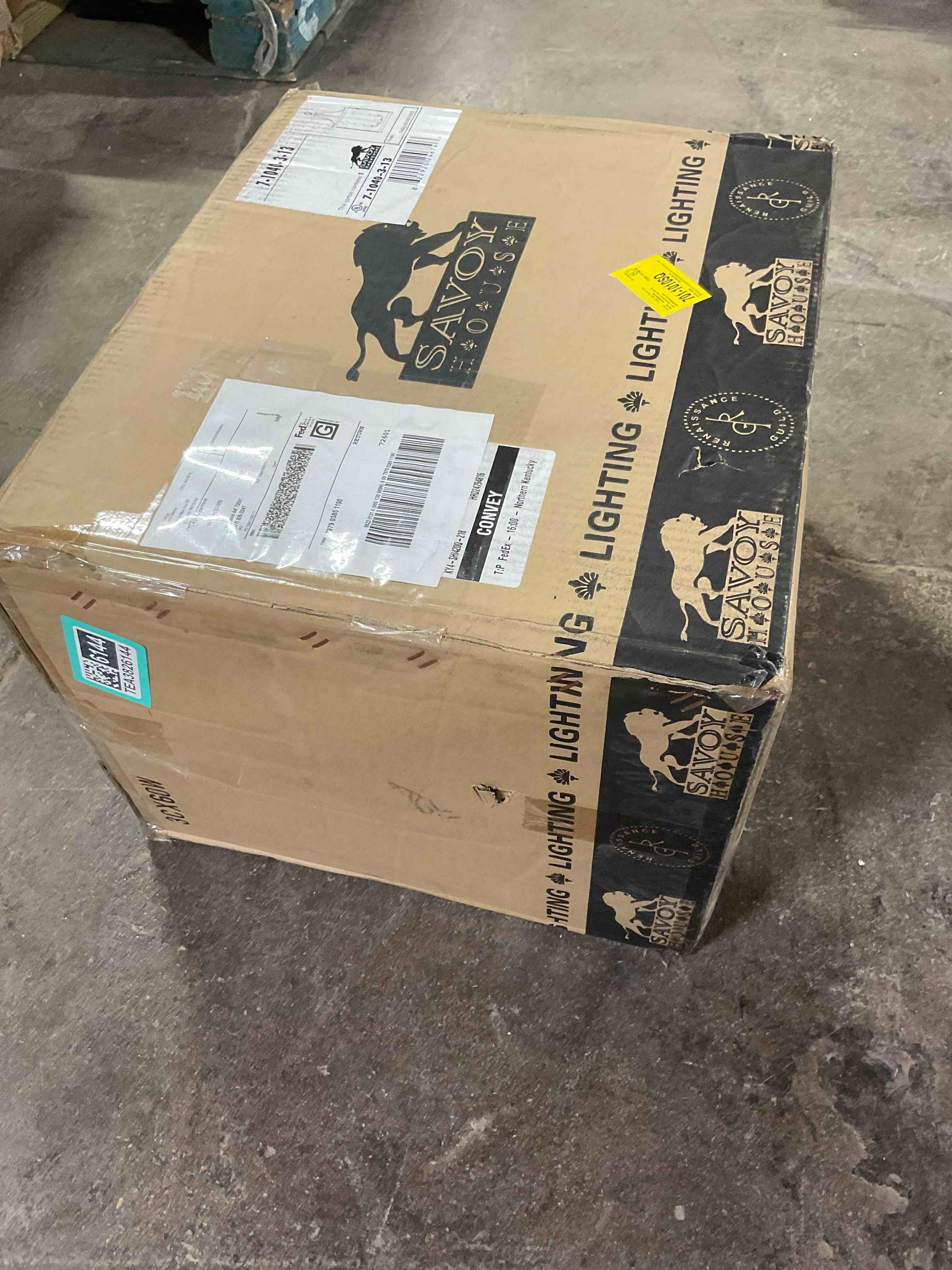 Condition photo showing Good Condition for Cleveland 3 - Light Lantern Cylinder Chandelier