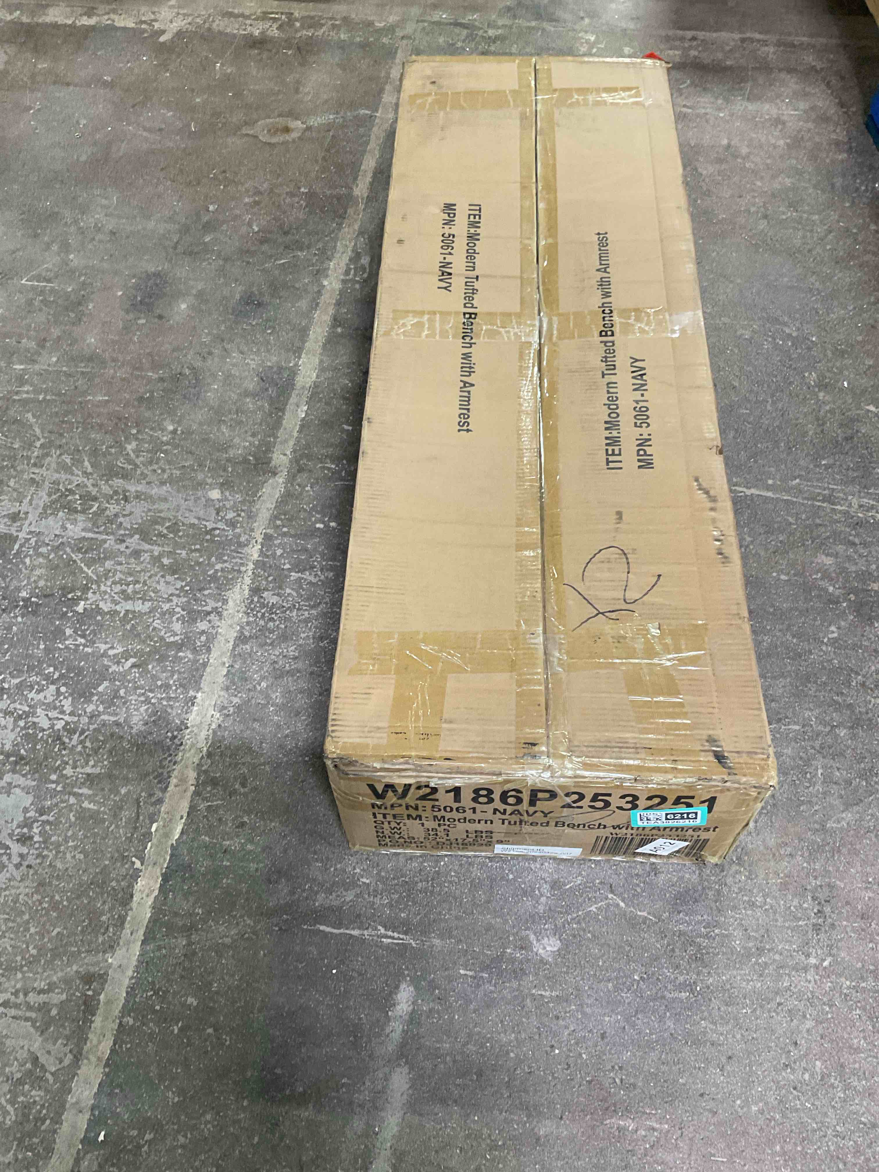 Condition photo showing Good Condition for Button Velvet Bench For Bedroom - Wooden Frame Seat Wood Living Room