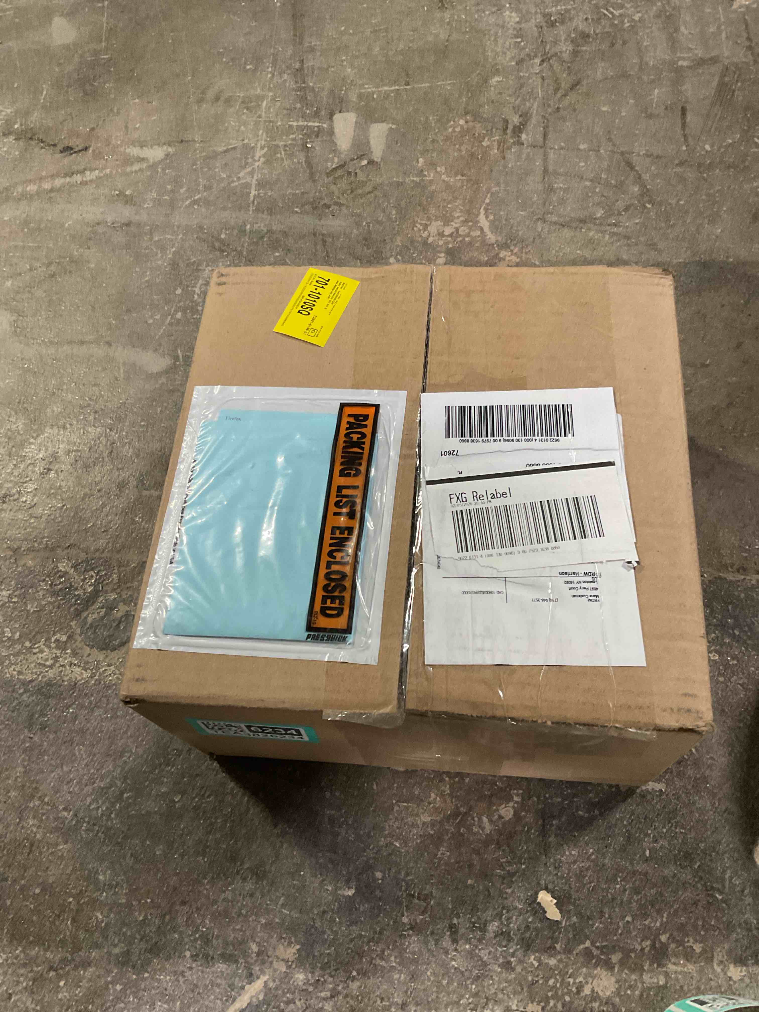 Condition photo showing Good Condition for Builder Chime Door Chime