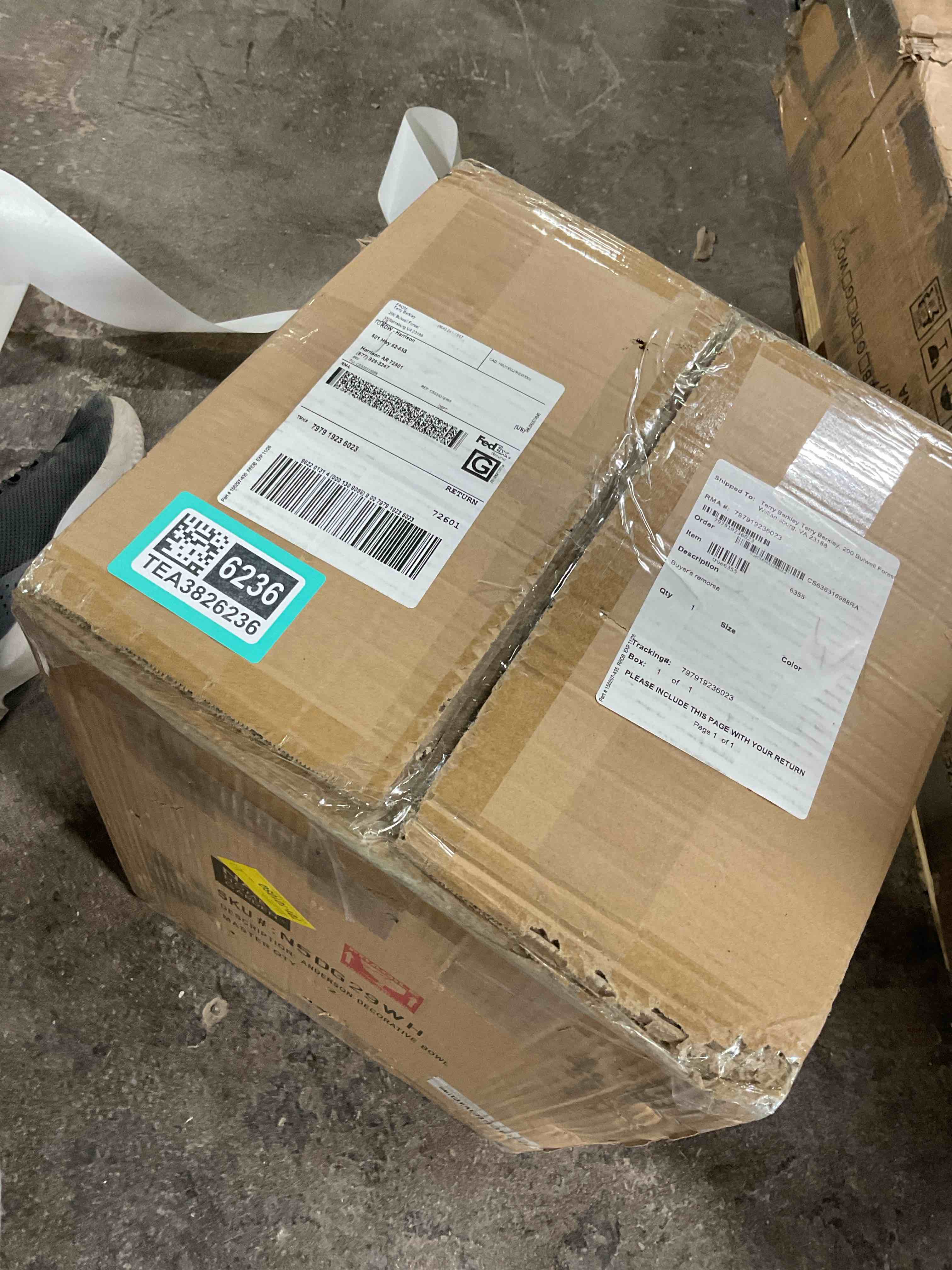 Condition photo showing Good Condition for Hayrulla Handmade Stoneware Decorative Bowl 1