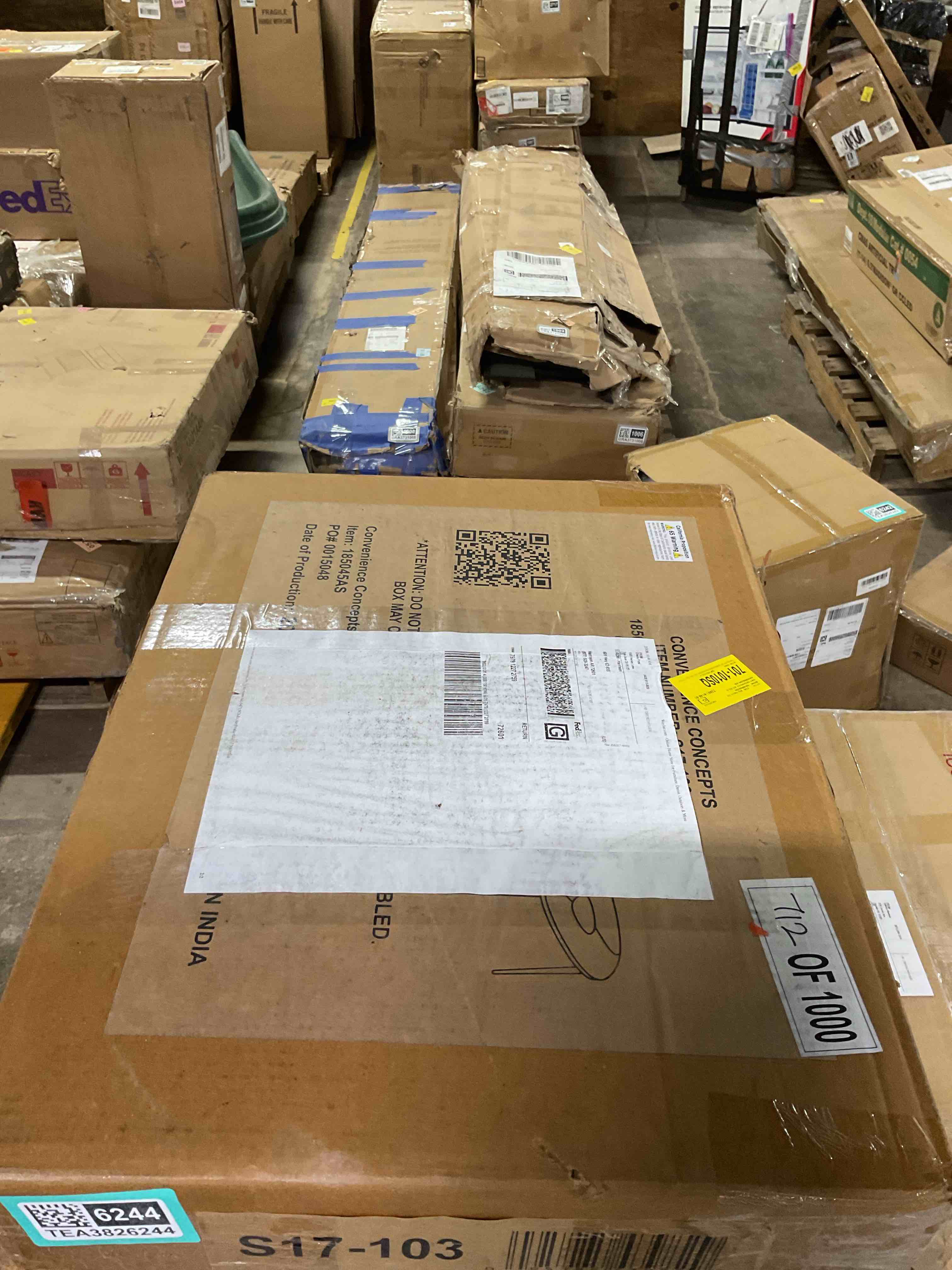 Condition photo showing Good Condition for Endsley Elida Metal Nesting End Tables