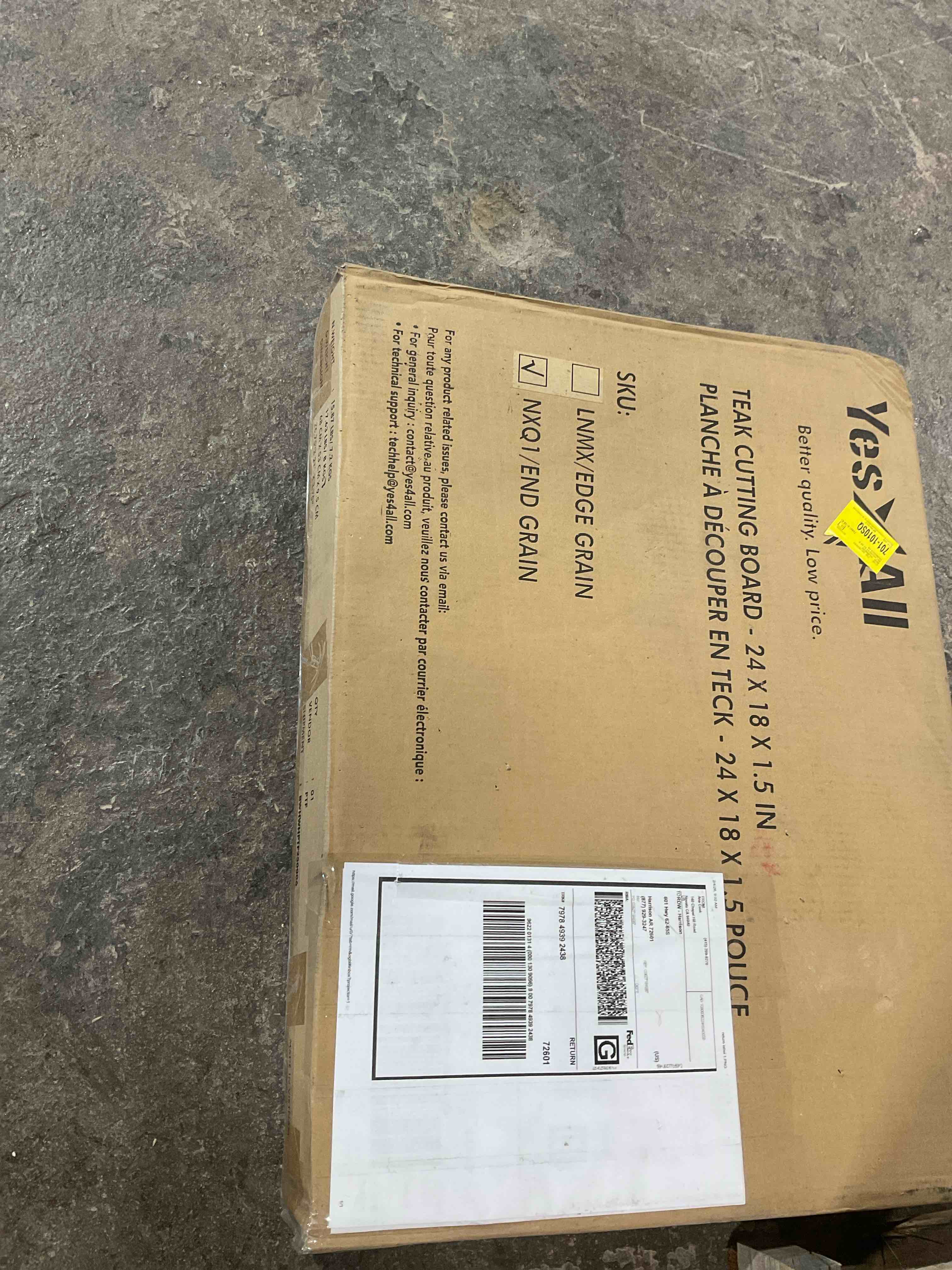 Condition photo showing Good Condition for anders sturdy teak wood with end grain cutting board