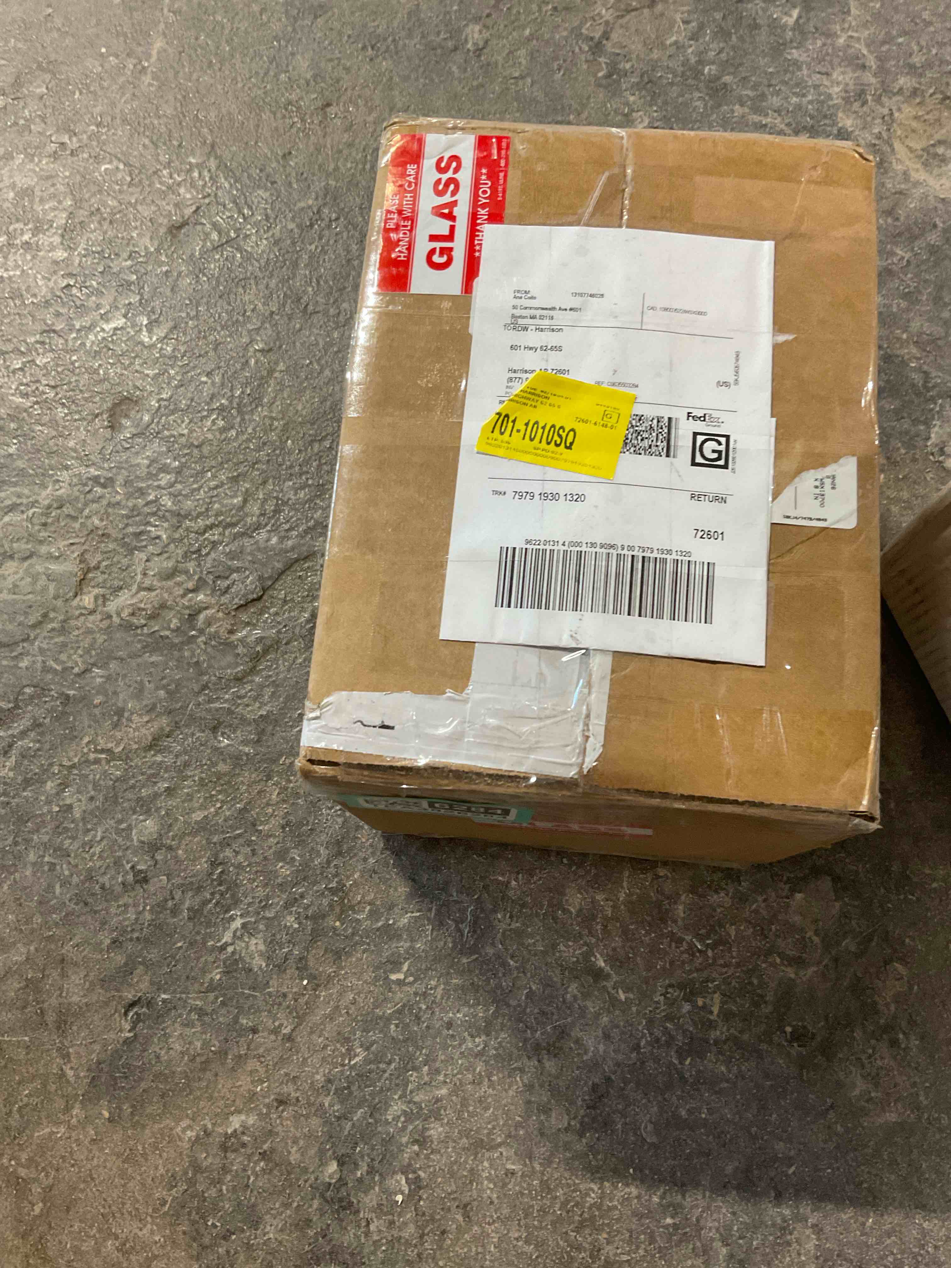 Condition photo showing Good Condition for 7.5" Ceramic Jar