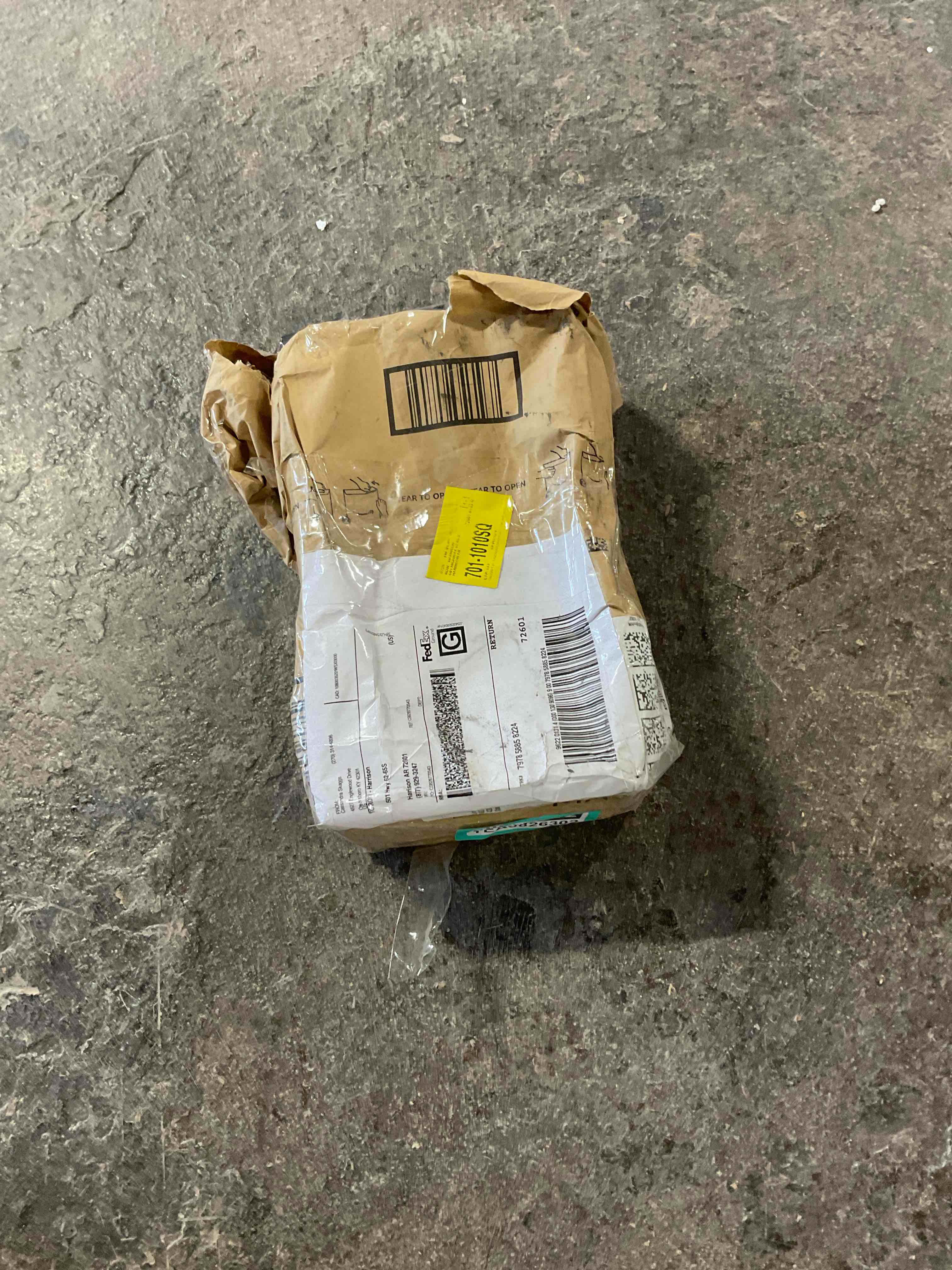 Condition photo showing Good Condition for Countess 20 Piece Flatware Set, Service for 4