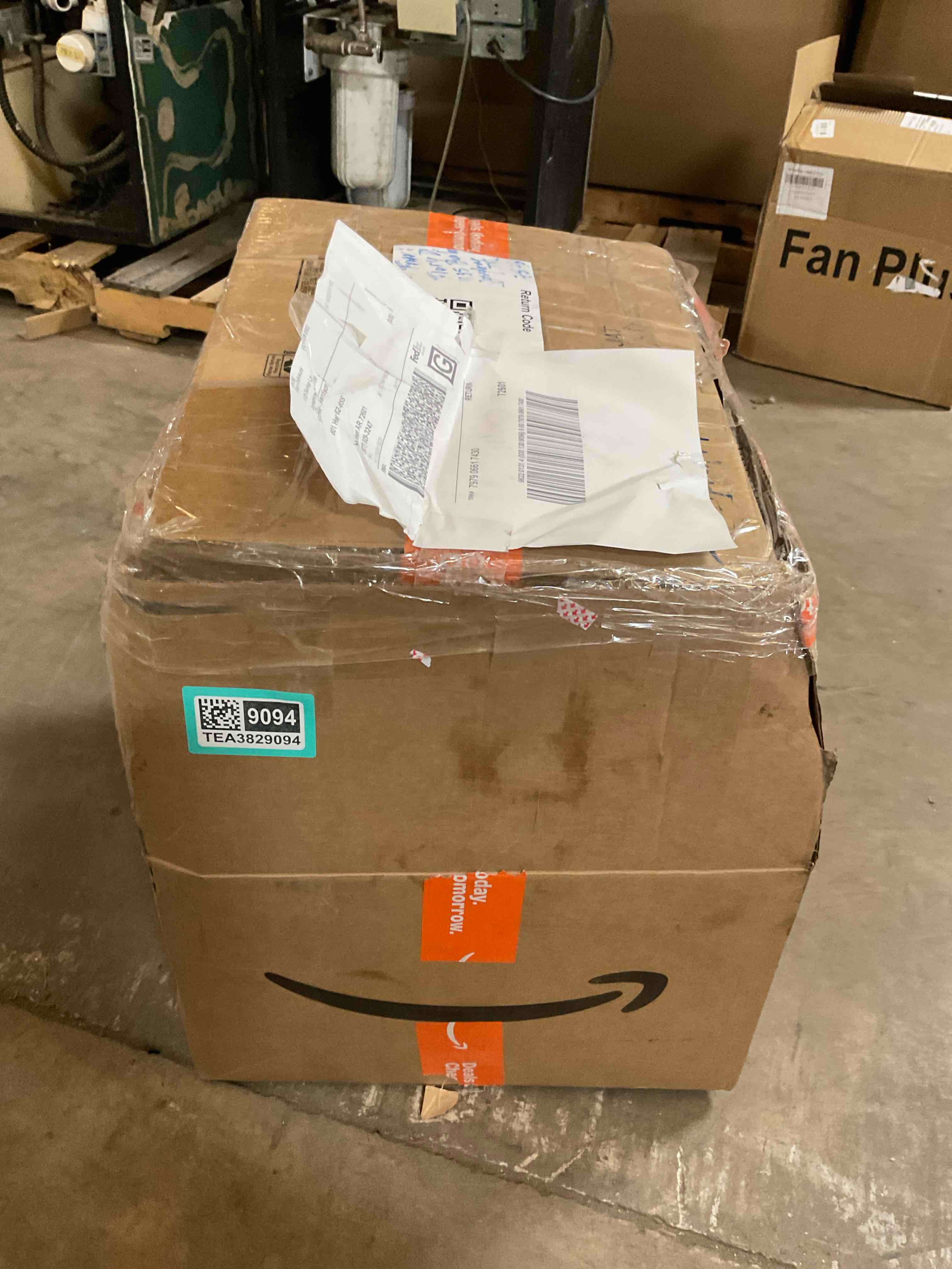 Condition photo showing Good Condition for (ONLY ONE STOOL) Alyce Solid Wood 27\u0027\u0027 Stool