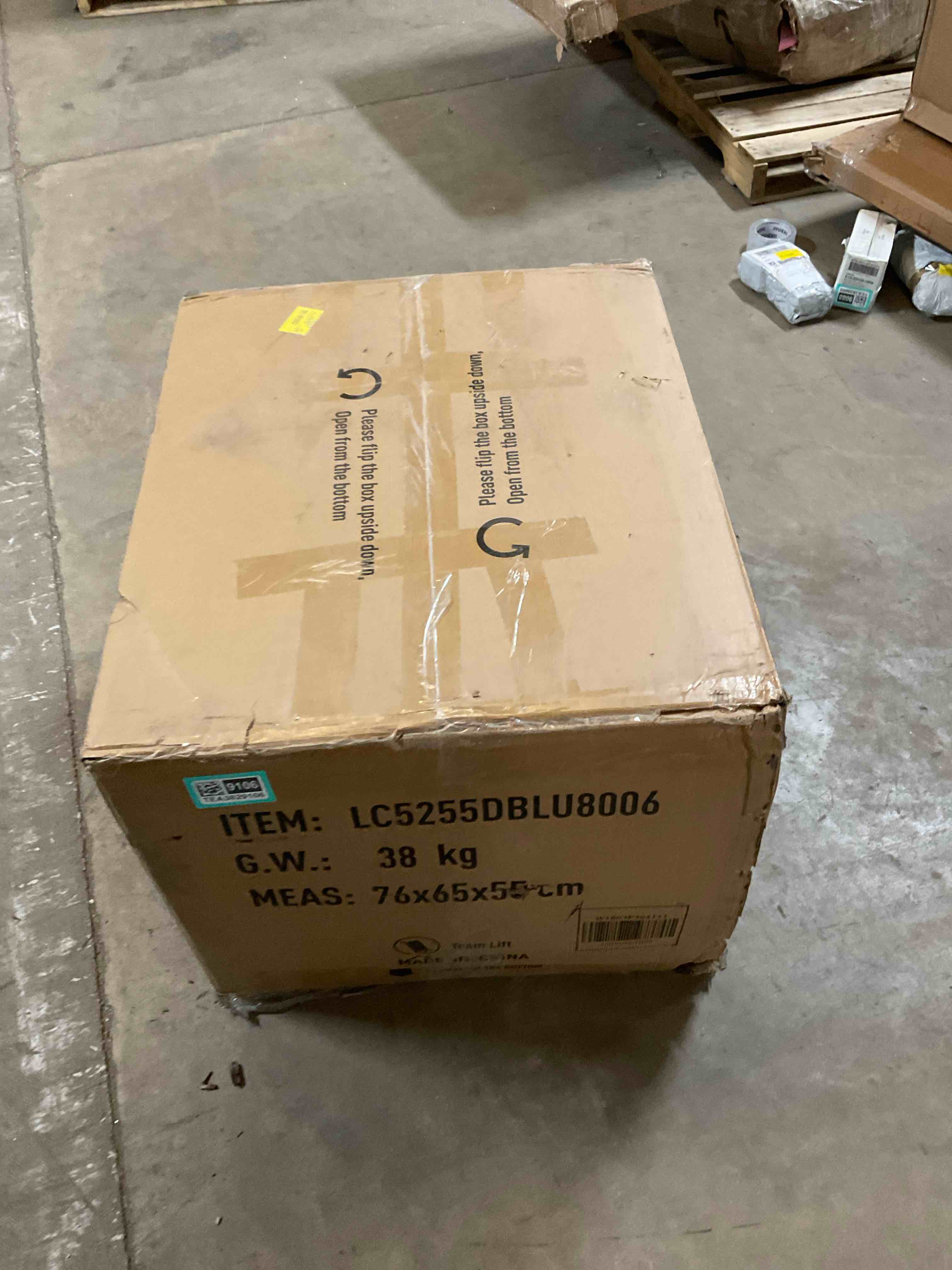 Condition photo showing Good Condition for (INCOMPLETE ONLY ONE BOX) 25" W Power Lift Chair Recliners Infinite Position With 8 Point Massage Heat