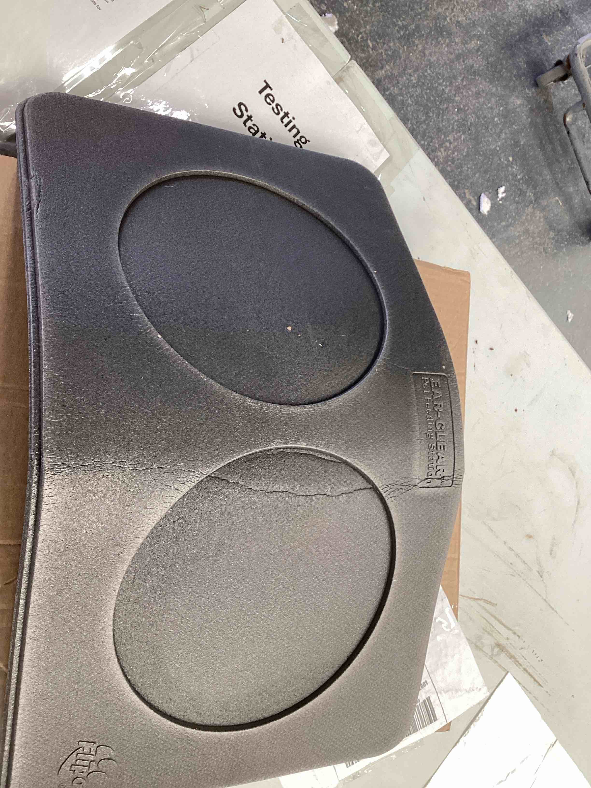 Ear Clear Pet Feeding Station