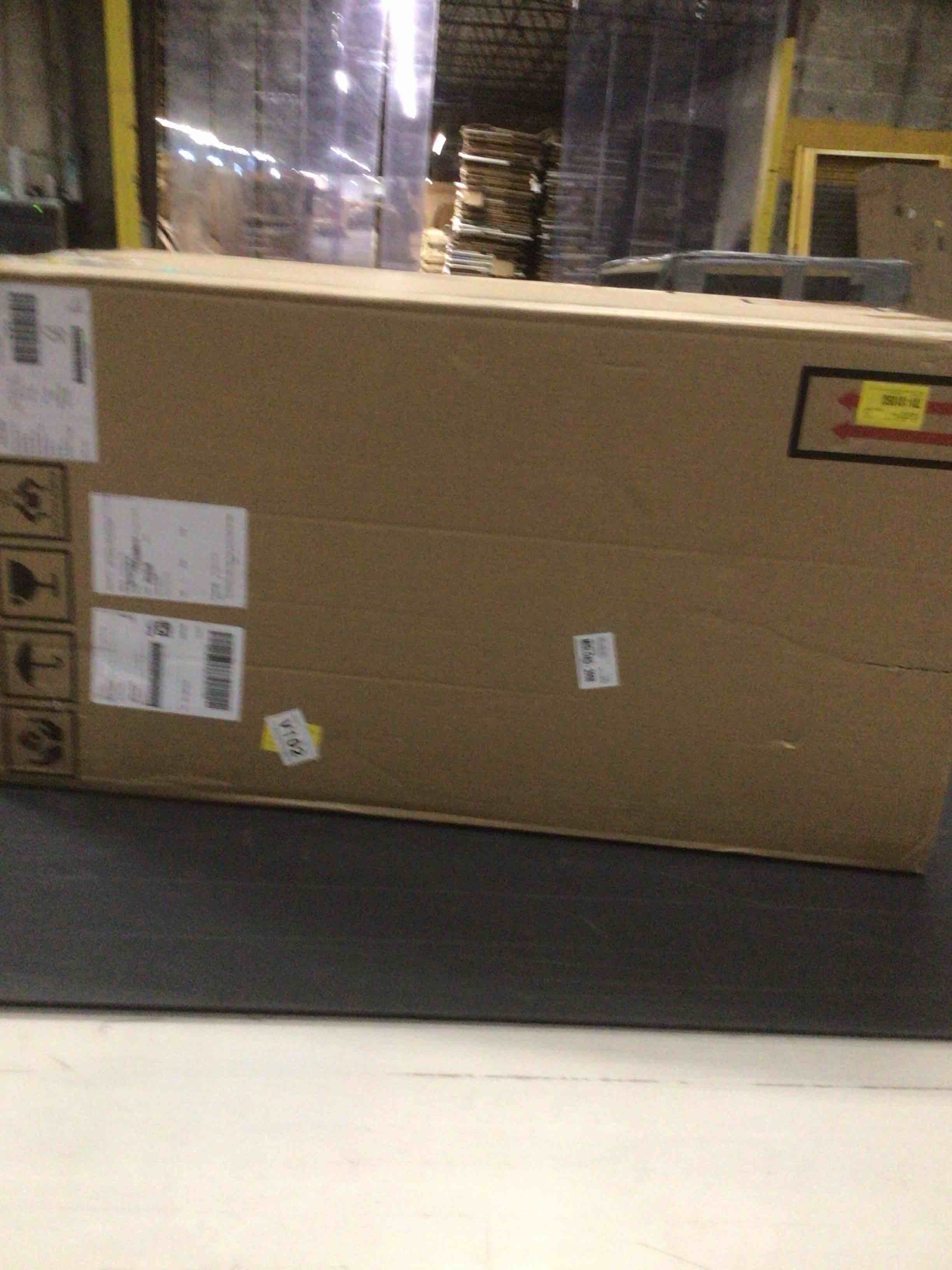 Condition photo showing Good Condition for Modica Bar & Counter Stool