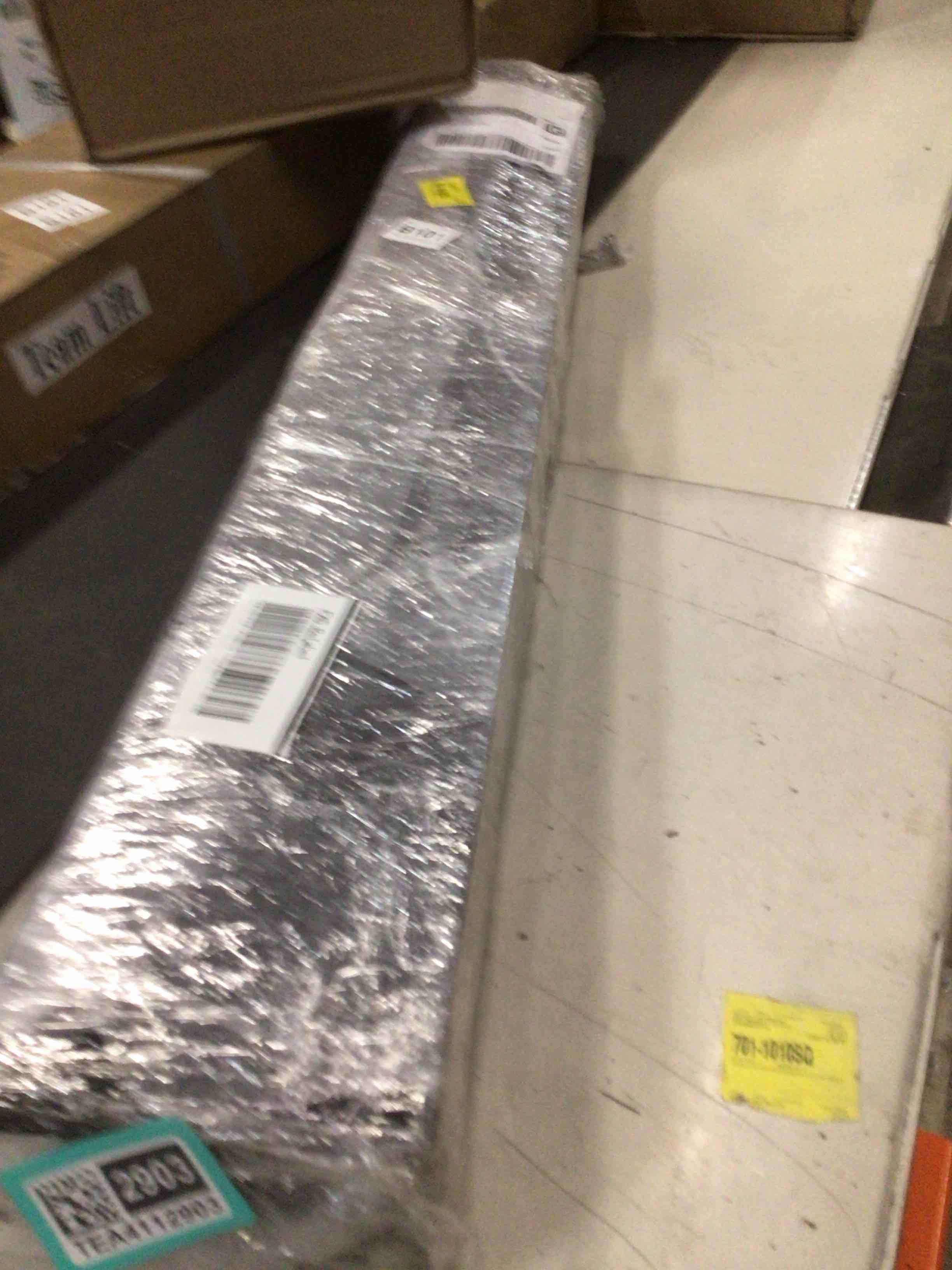 Ameire Upholstered Bed