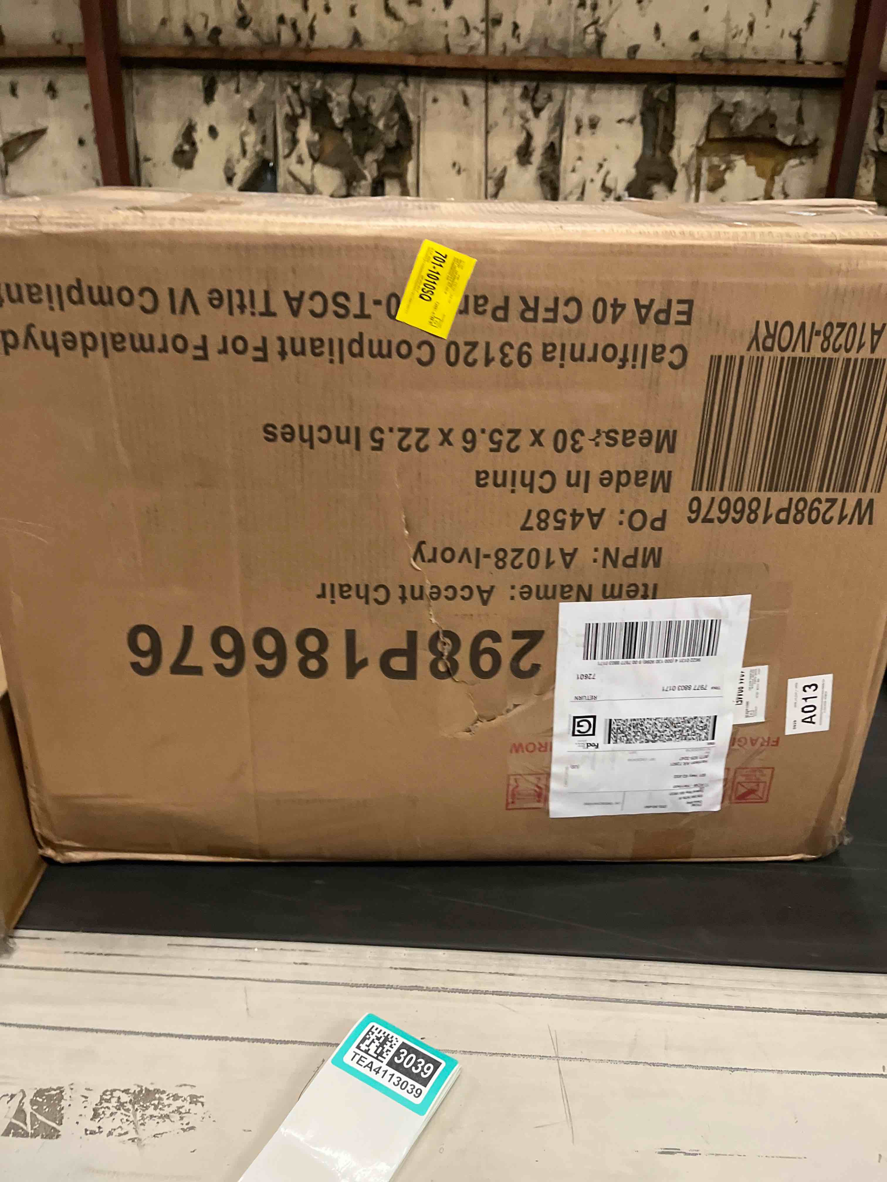 Condition photo showing Good Condition for Davidanthony 29.2" W Swivel Barrel Chair