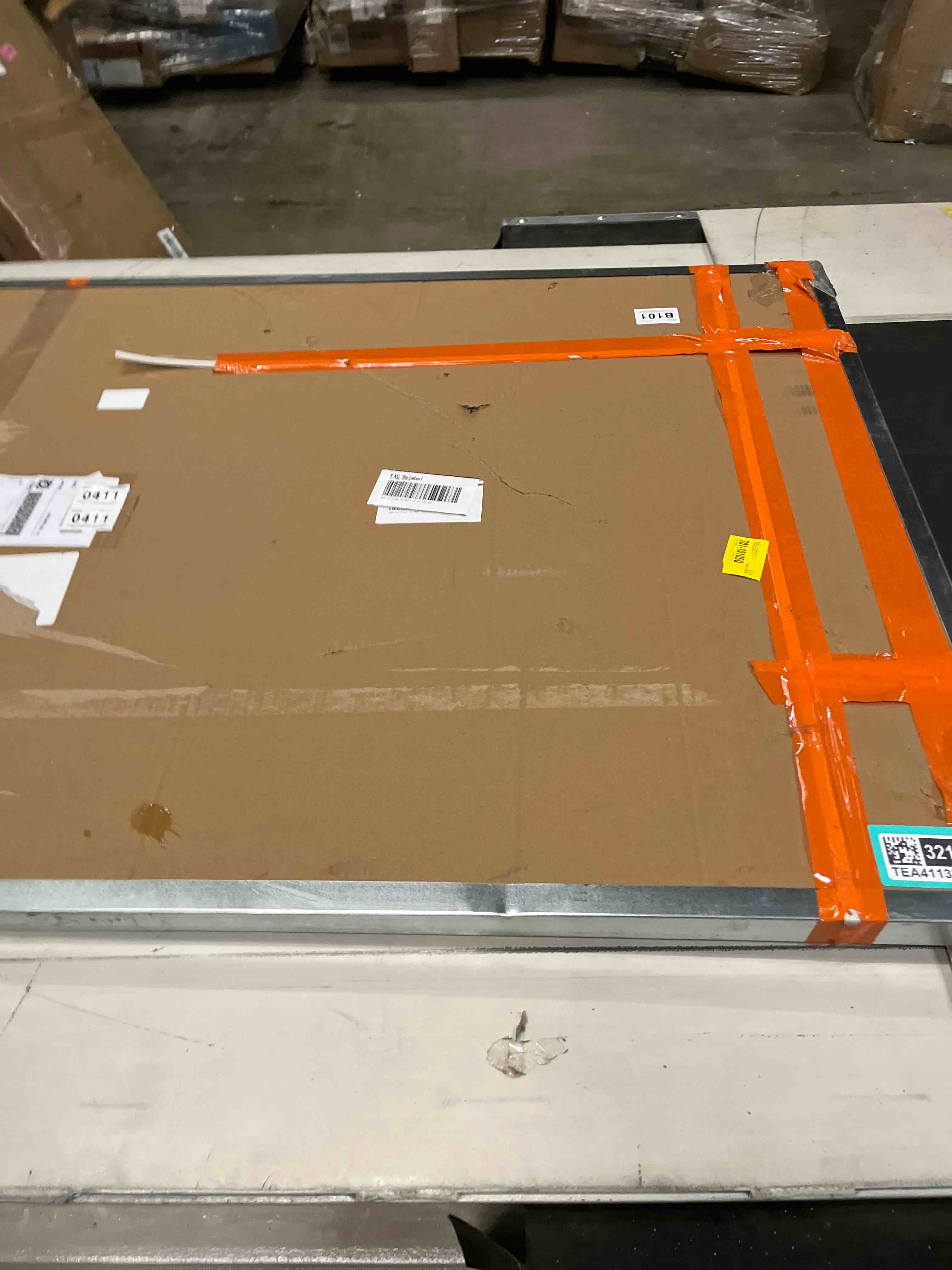 Condition photo showing As Is for Metal Single Picture Frame