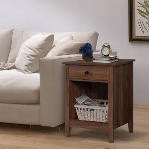 3 Pieces Bedroom Set With 7 Drawer Dresser And 1 Drawer Nightstands