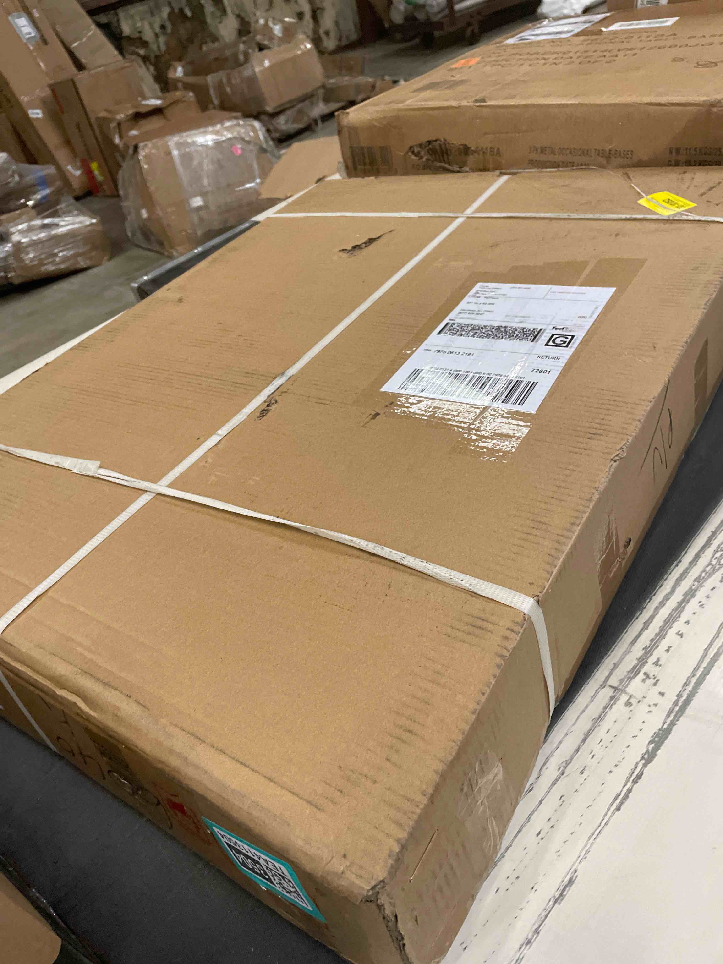 Condition photo showing As Is for 24'' Modern Free-Standing 2-Doors Single Bathroom Vanity With Ceramic Top